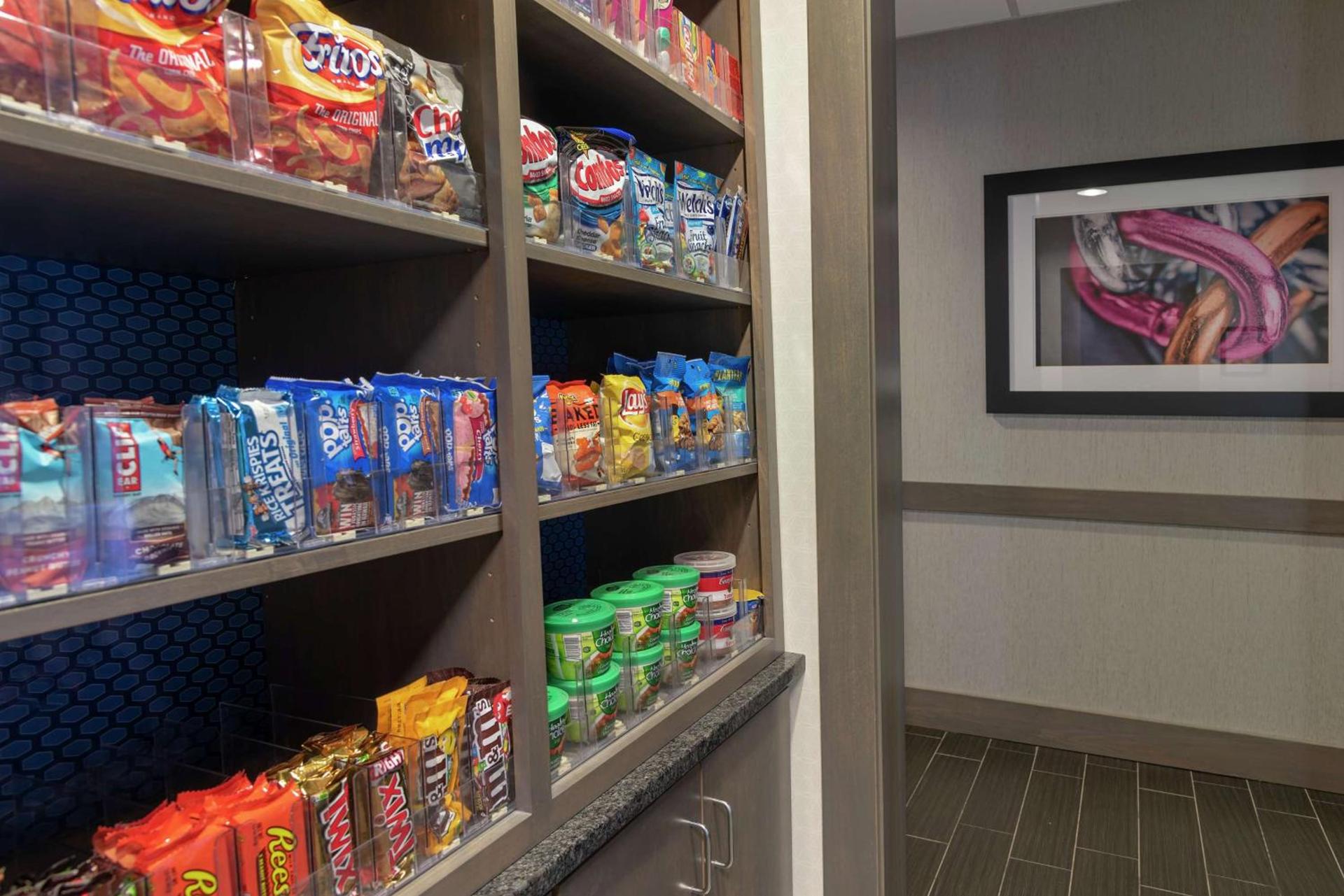 Hampton Inn Akron-South photo 12
