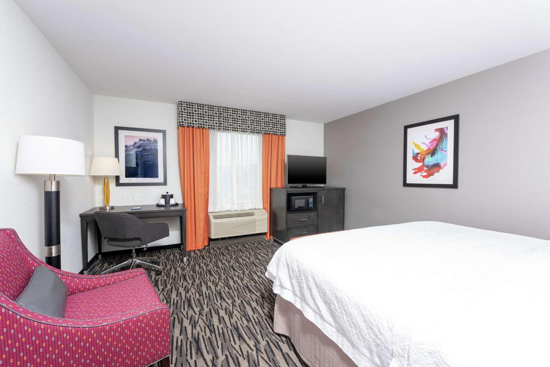 Hampton Inn Akron-South photo 22
