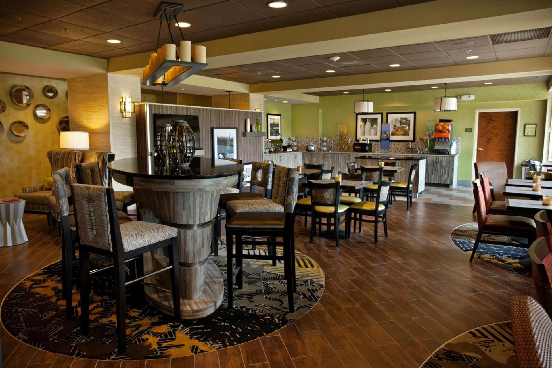 Hampton Inn Carrollton photo 8