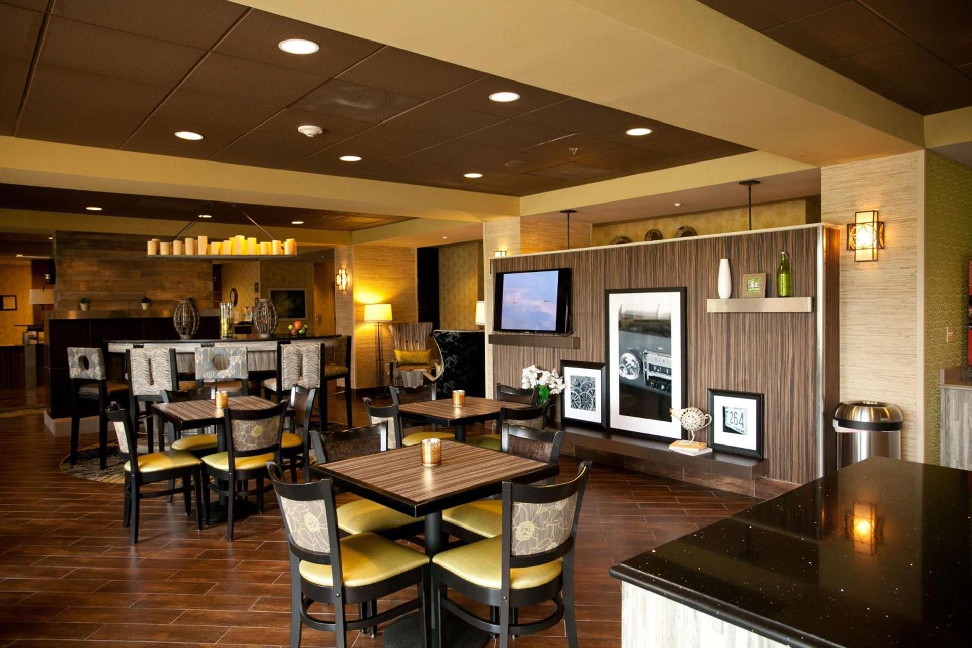 Hampton Inn Carrollton photo 10