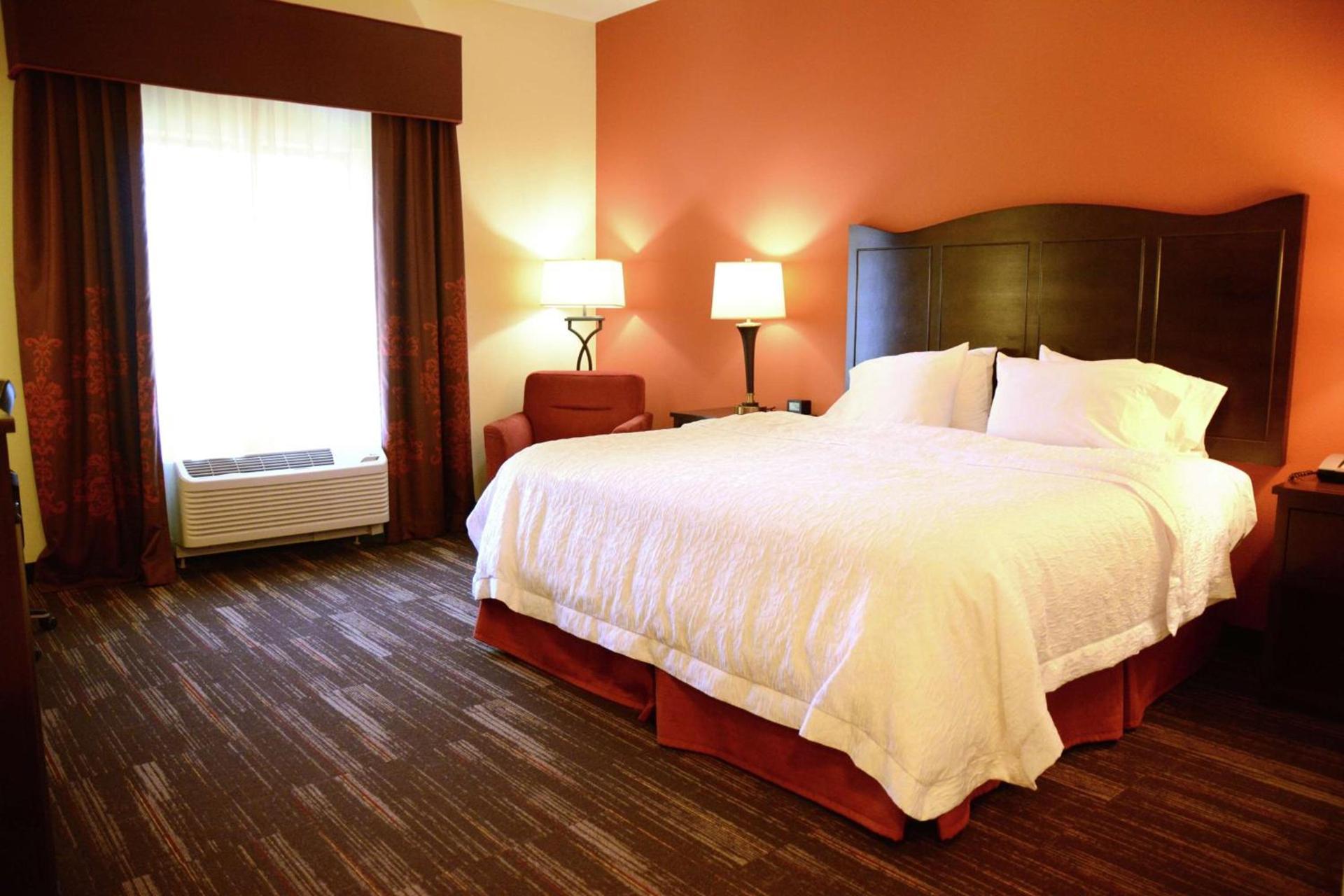 Hampton Inn Poplar Bluff photo 19