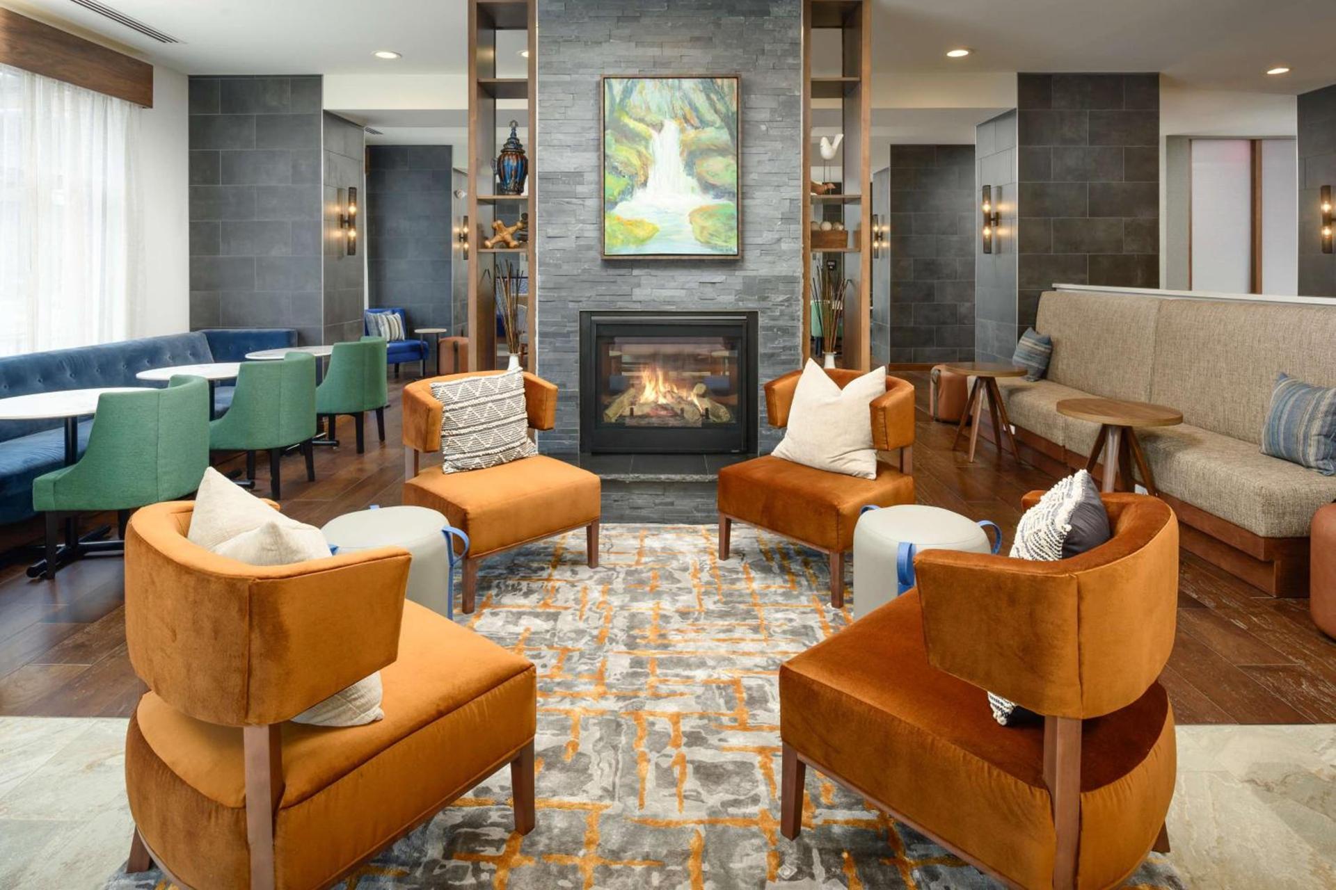 Hampton Inn Blue Ridge, GA photo 8
