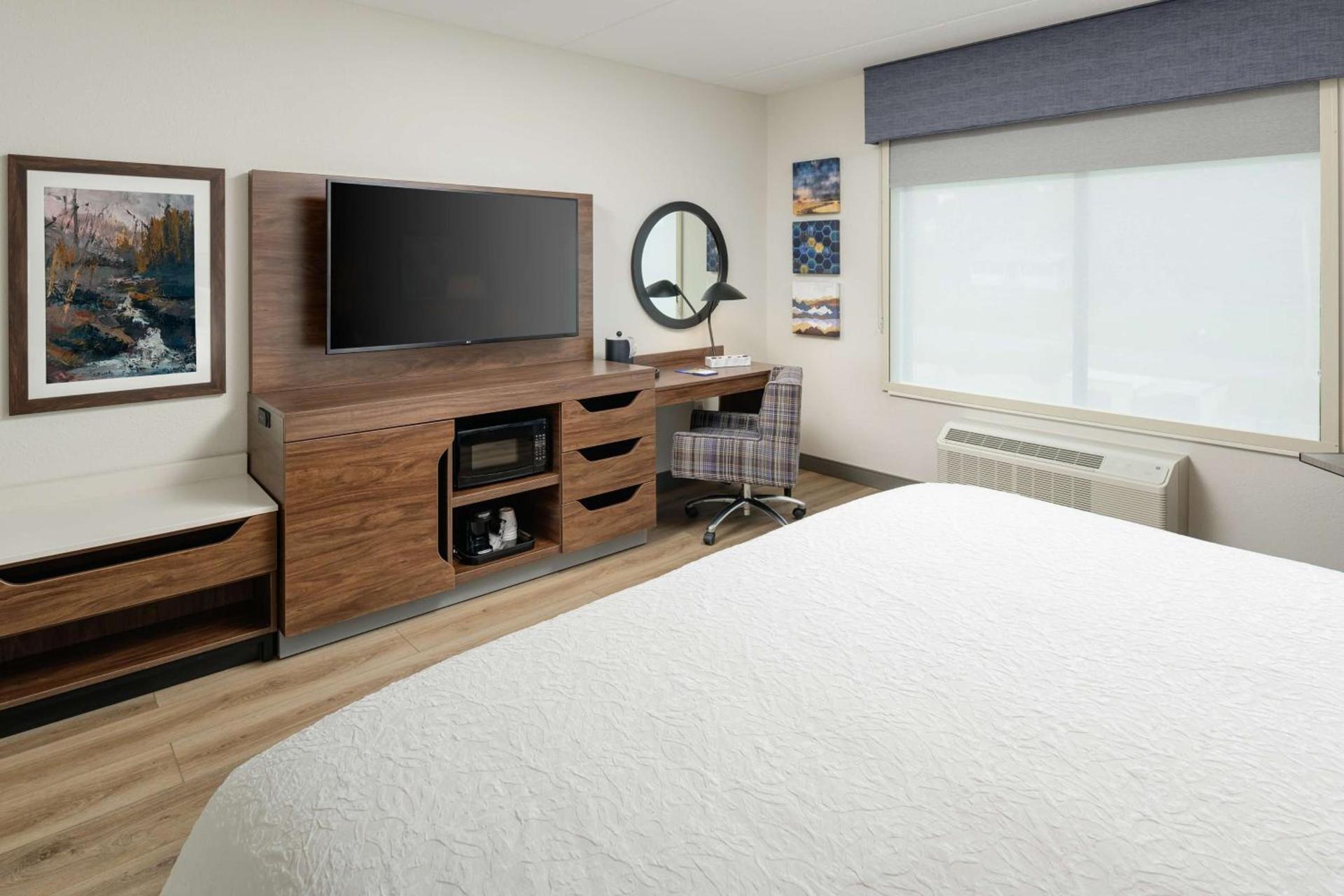 Hampton Inn Blue Ridge, GA photo 31