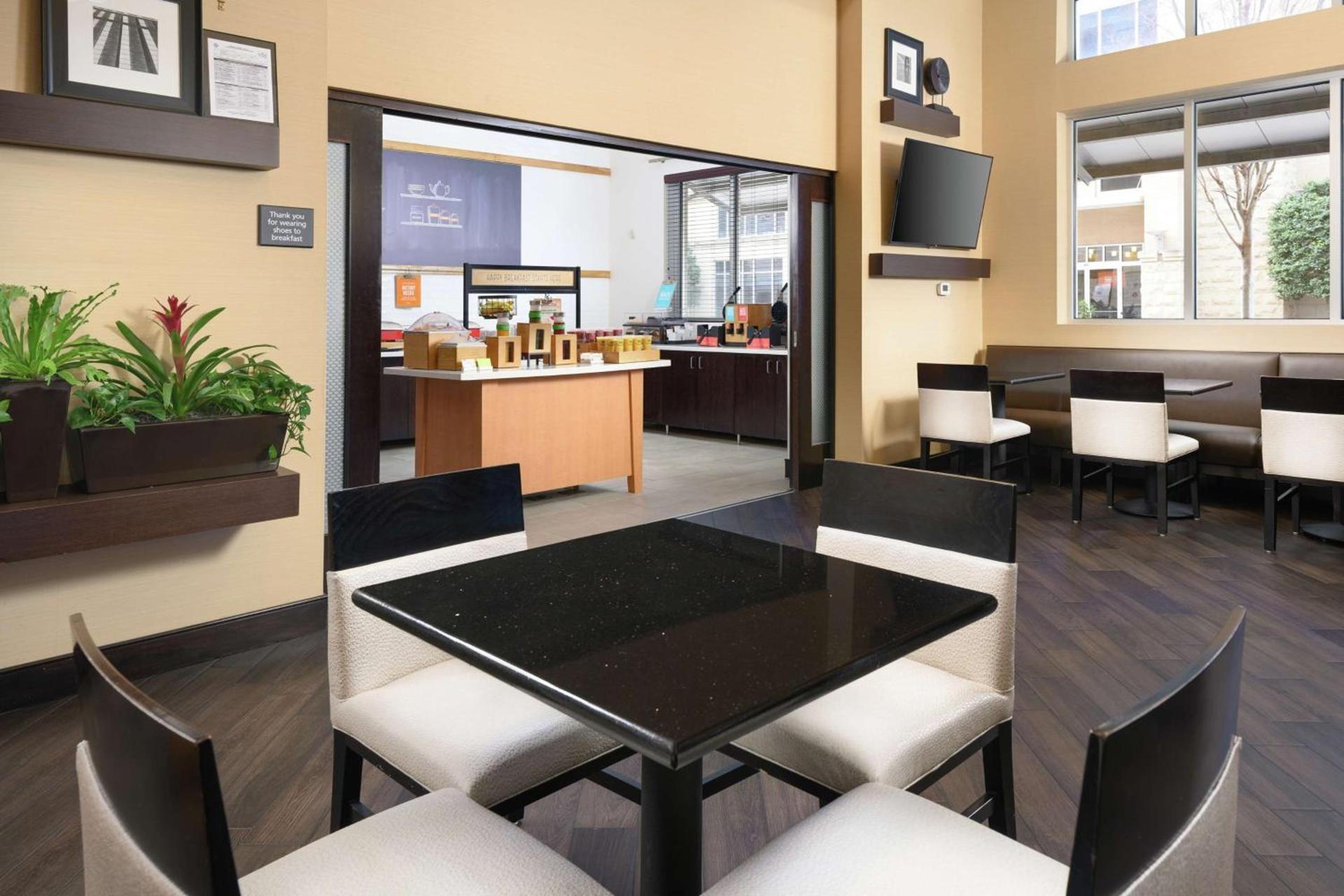 Hampton Inn & Suites Chattanooga Downtown photo 7