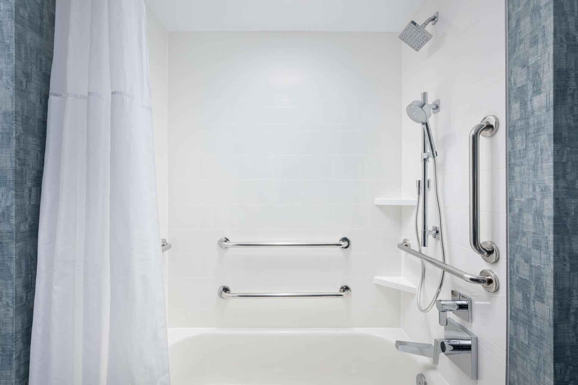 Hampton Inn & Suites Chattanooga Downtown photo 15