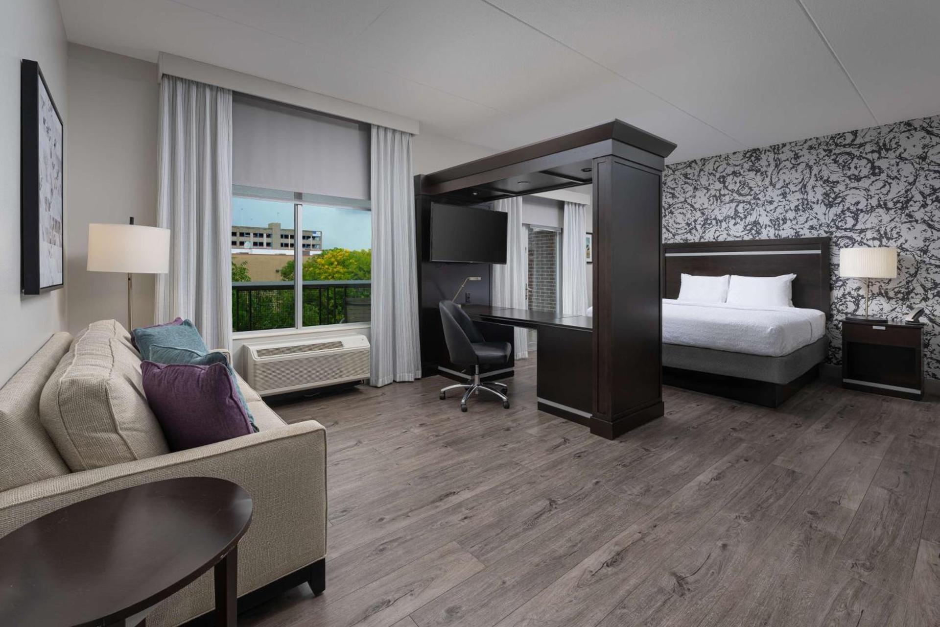 Hampton Inn & Suites Chattanooga Downtown photo 18