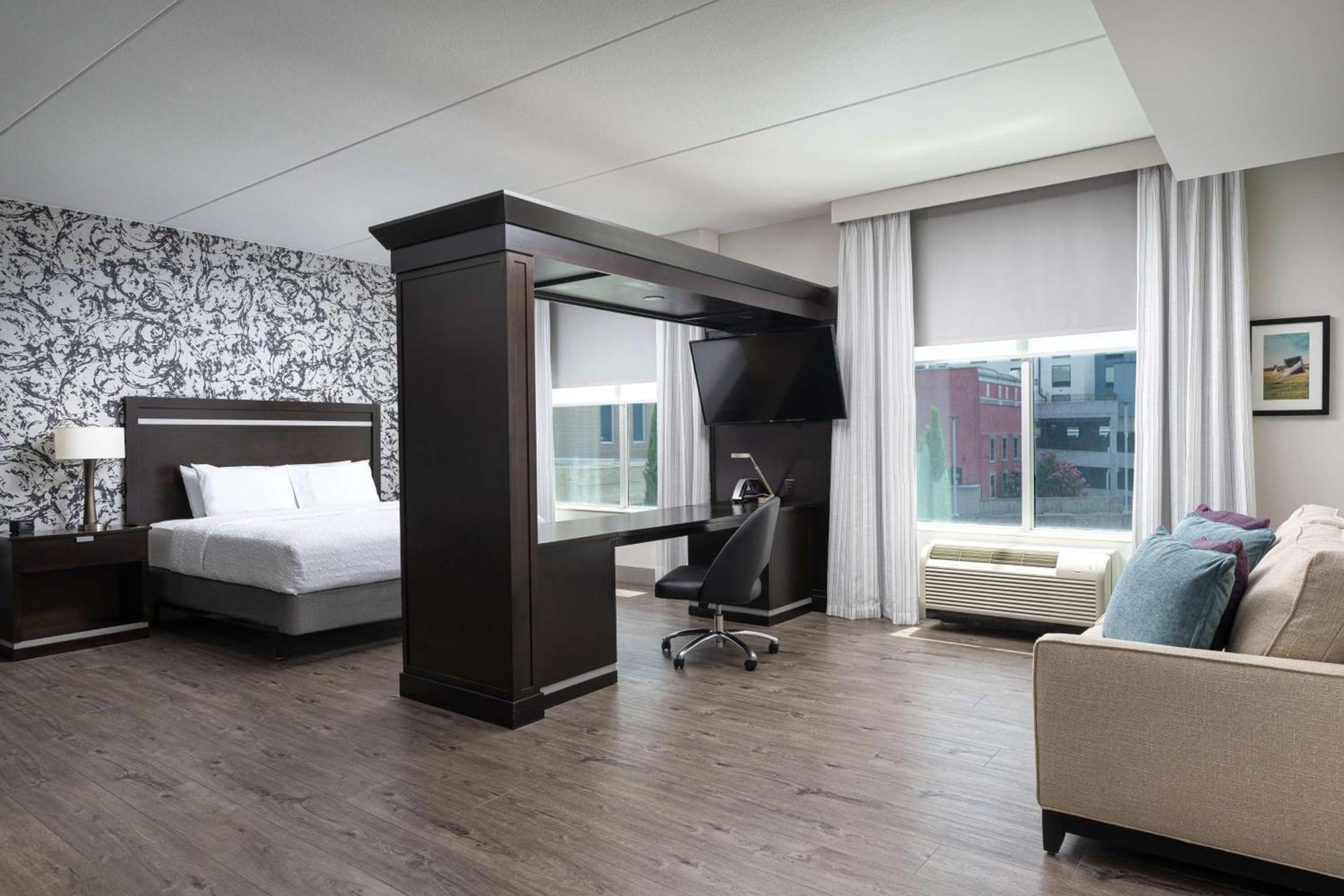 Hampton Inn & Suites Chattanooga Downtown photo 20