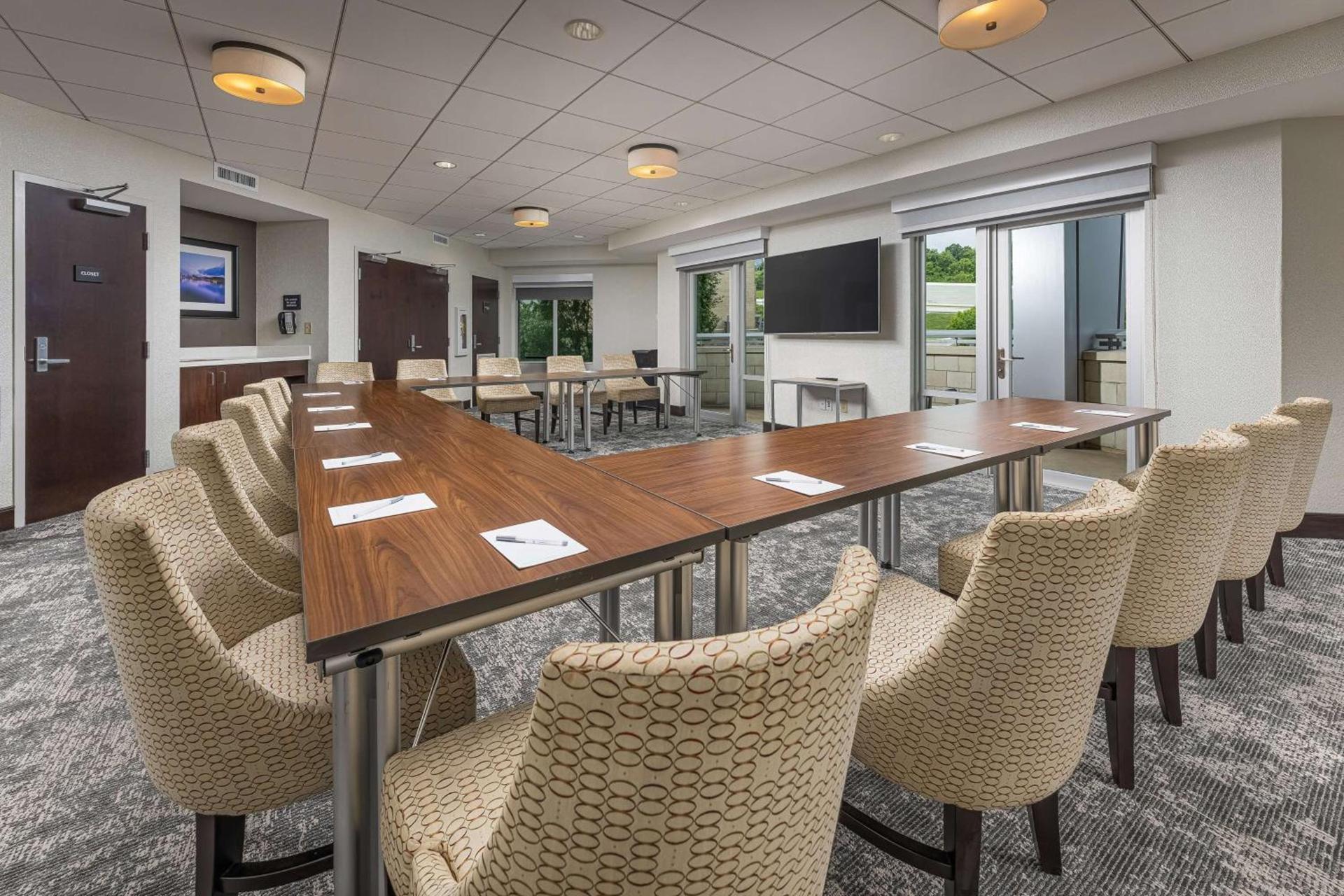 Hampton Inn & Suites Chattanooga Downtown photo 33