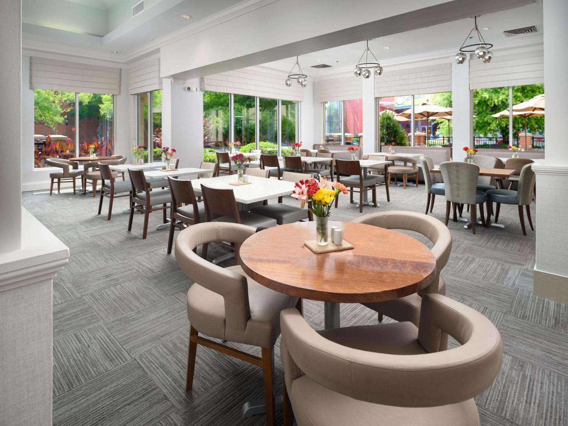 Hilton Garden Inn Chattanooga Downtown photo 9