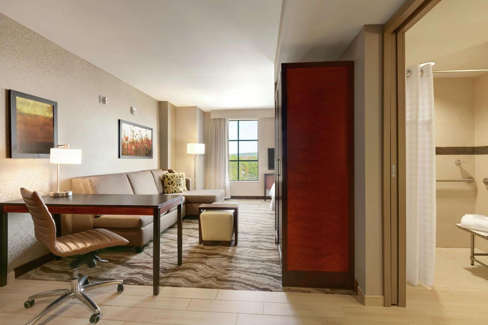 Embassy Suites Chattanooga Hamilton Place photo 26