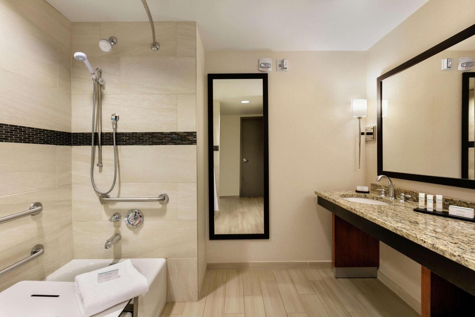 Embassy Suites Chattanooga Hamilton Place photo 28