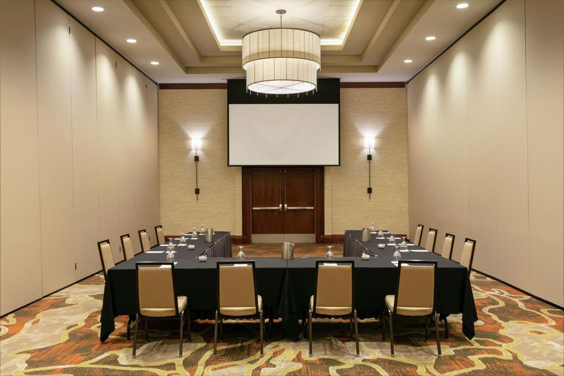 Embassy Suites Chattanooga Hamilton Place photo 44