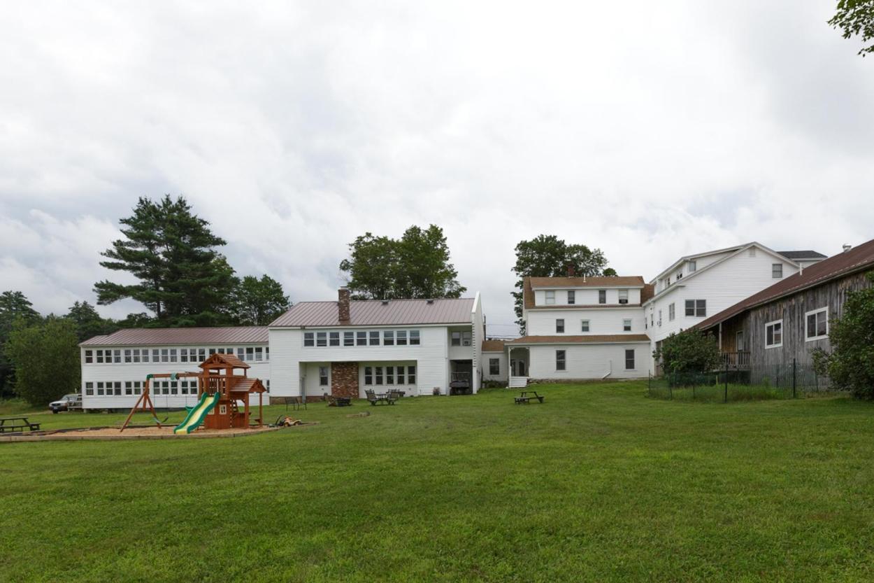 Lake Shore Farm Inn photo 41