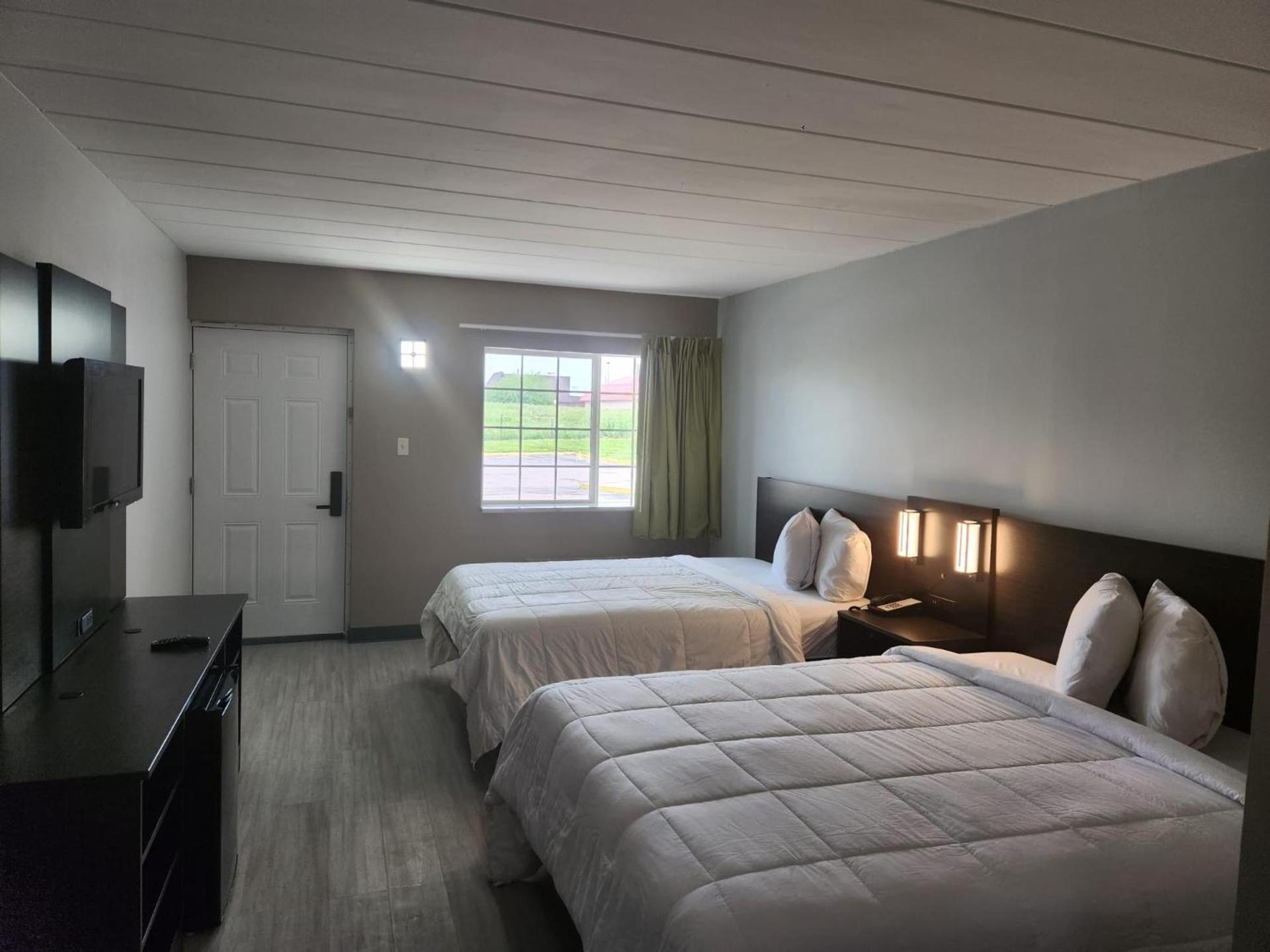 Royal Inn Hotel photo 31