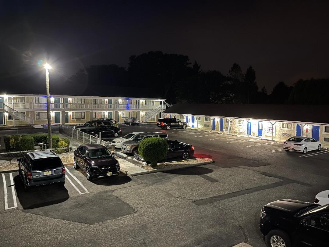 Point Pleasant Inn photo 8