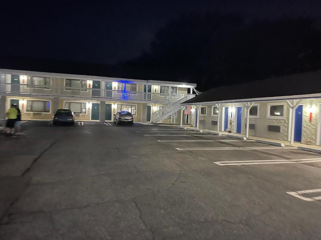 Point Pleasant Inn photo 21