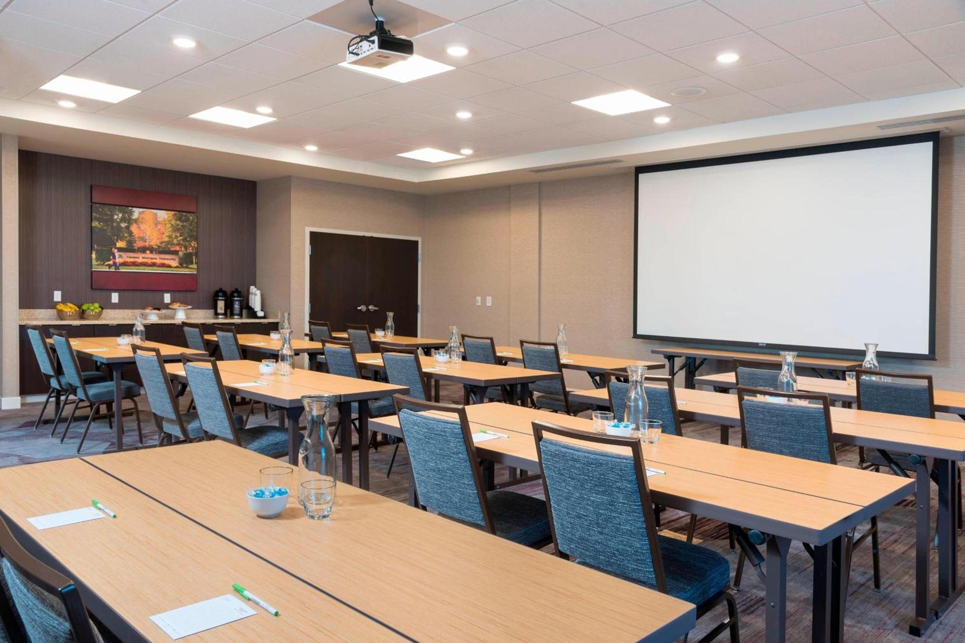 Courtyard by Marriott Mt. Pleasant at Central Michigan University photo 35