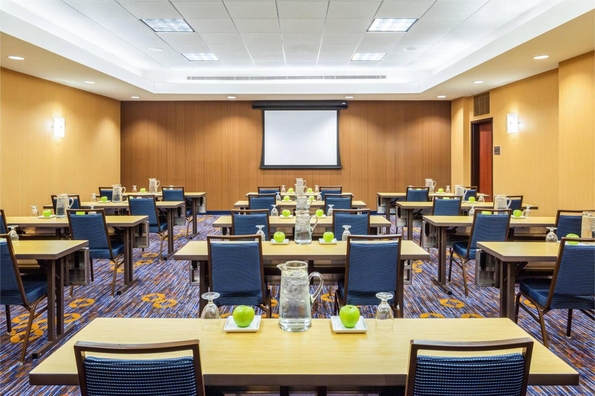Courtyard by Marriott Houston Galleria photo 28