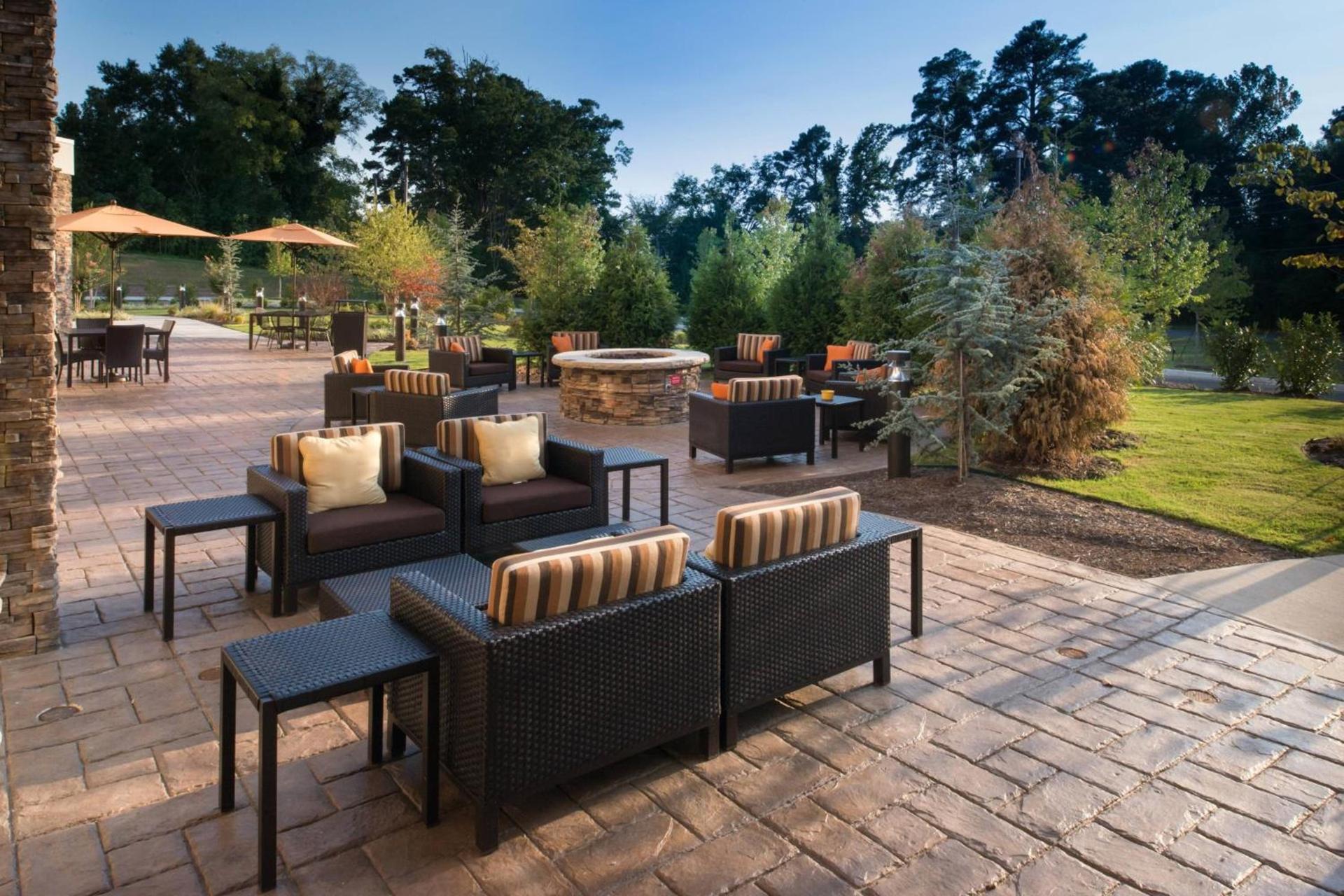 Courtyard by Marriott Hot Springs photo 5
