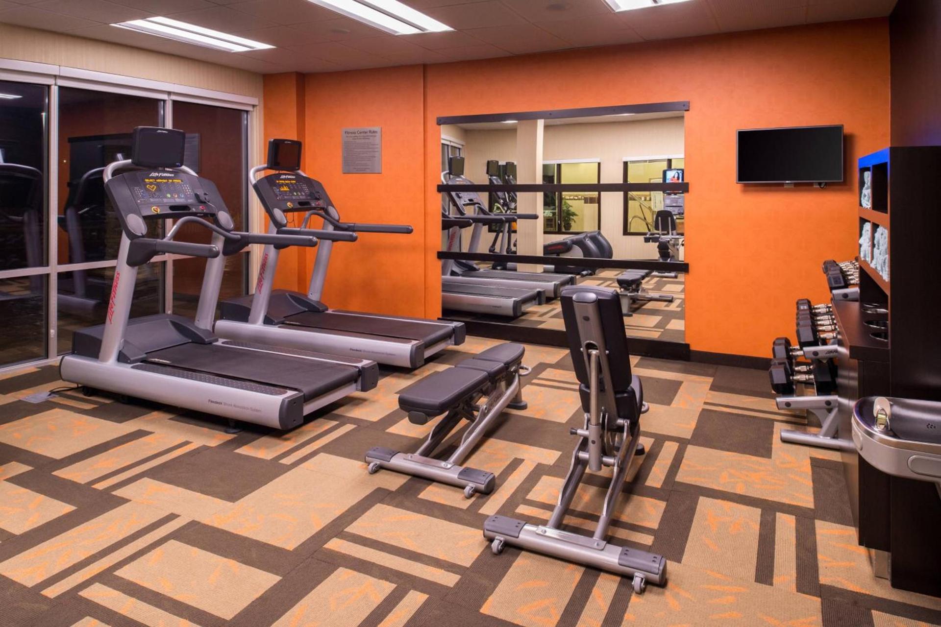 Courtyard by Marriott Hot Springs photo 24