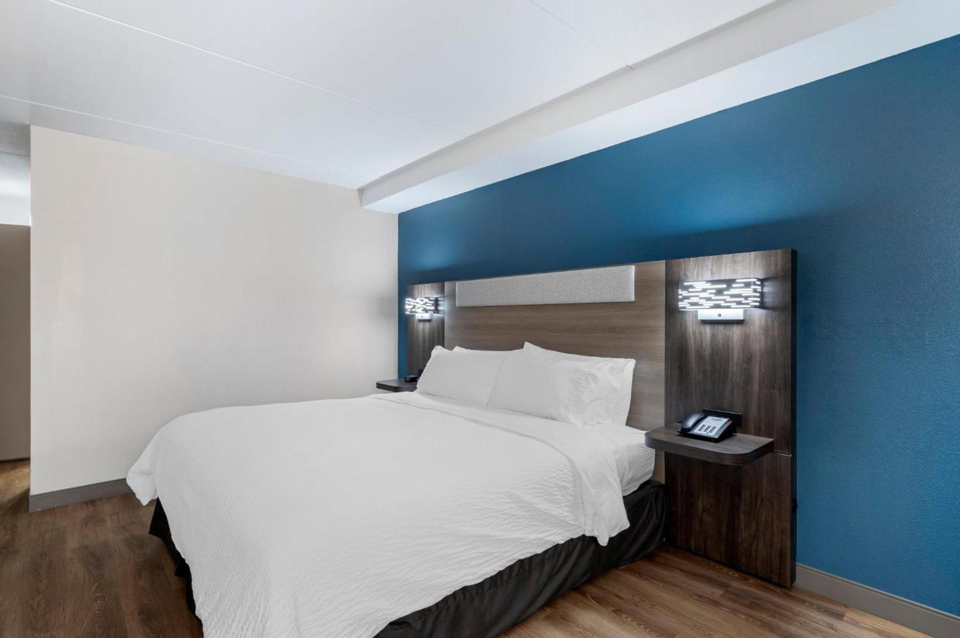 Holiday Inn Express Greencastle by IHG photo 28