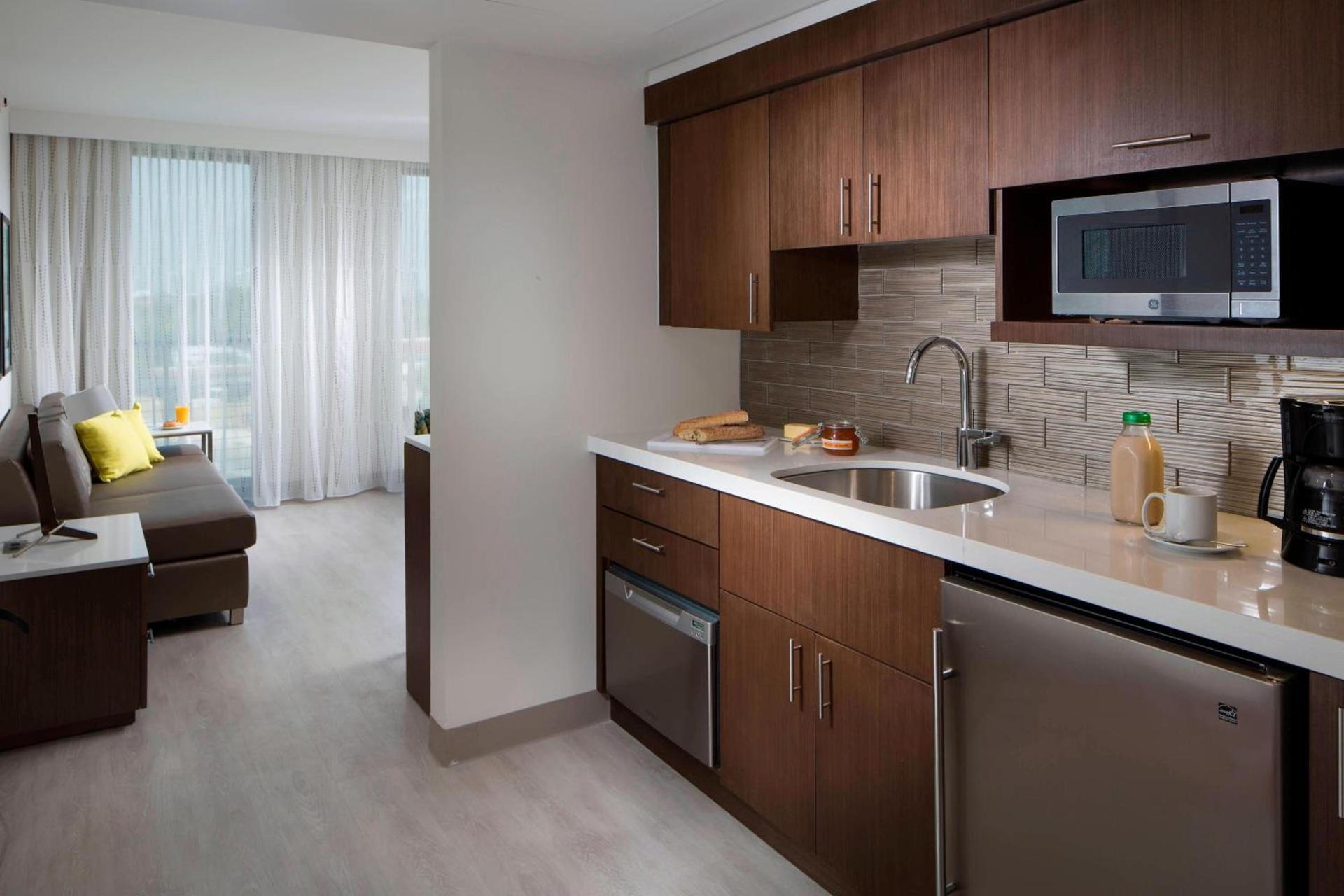 Residence Inn by Marriott Miami Beach South Beach photo 14