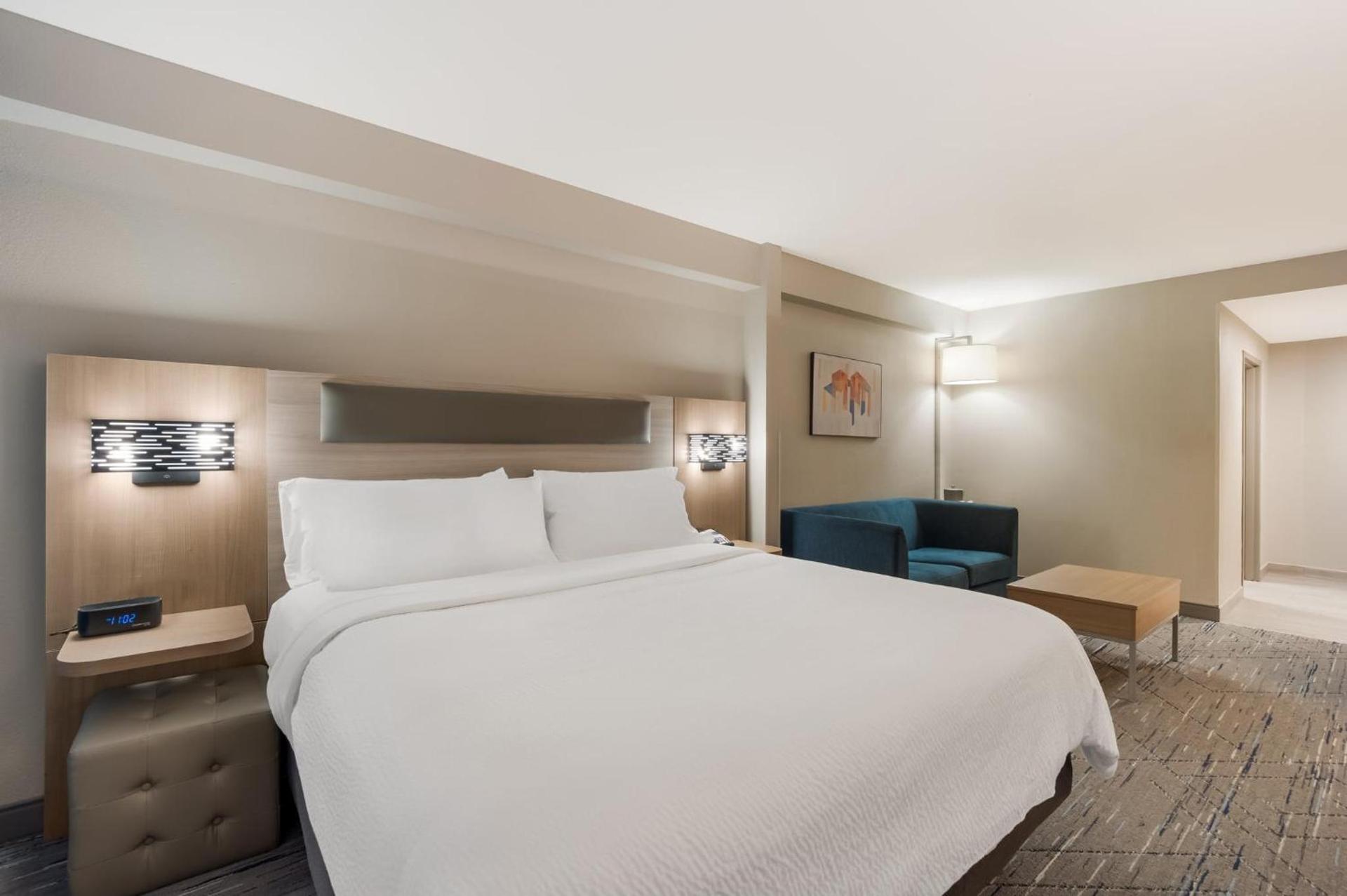 Holiday Inn Express & Suites Lexington by IHG photo 47