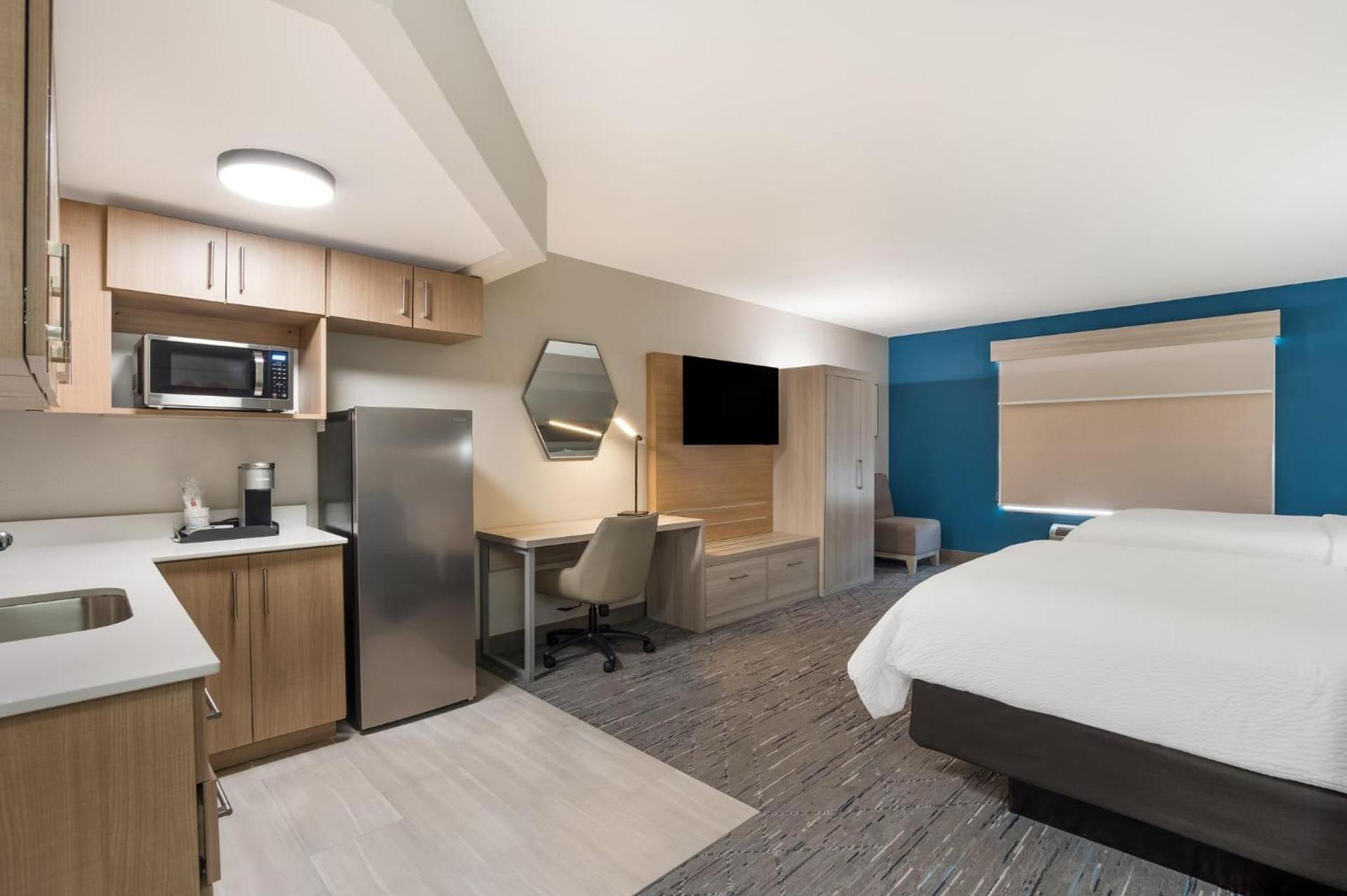 Holiday Inn Express & Suites Lexington by IHG photo 11