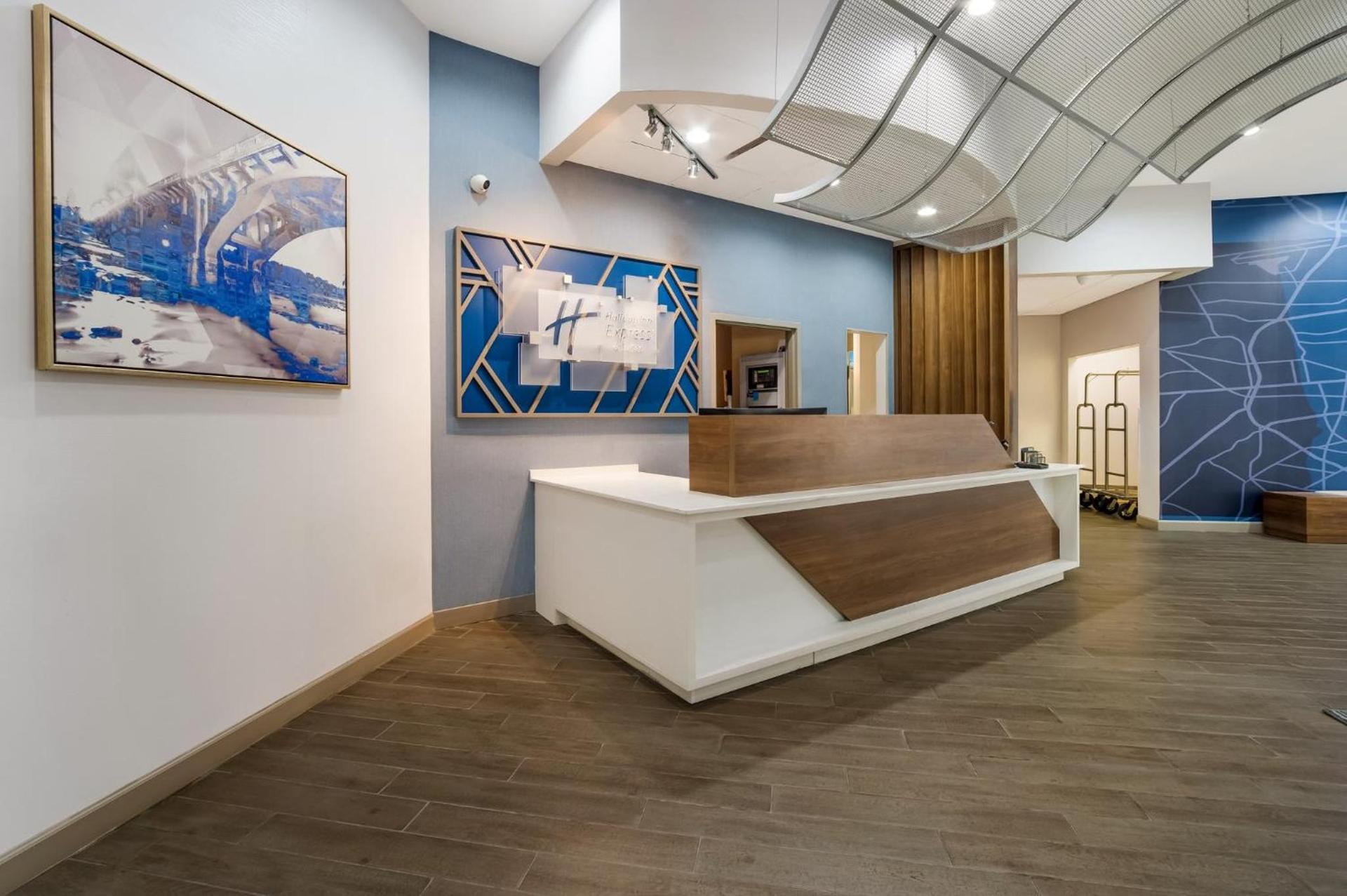 Holiday Inn Express & Suites Lexington by IHG photo 10