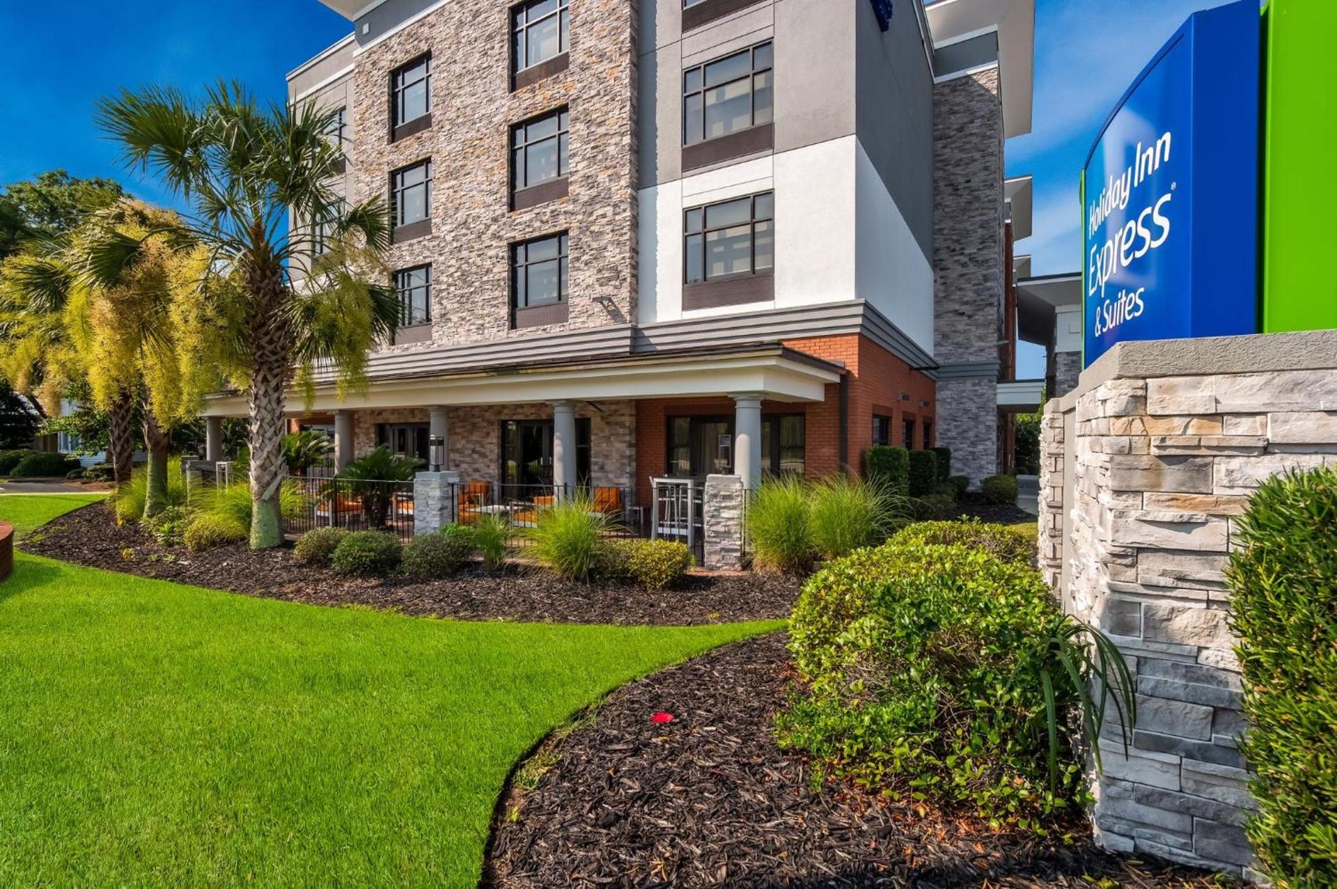 Holiday Inn Express & Suites Lexington by IHG photo 49