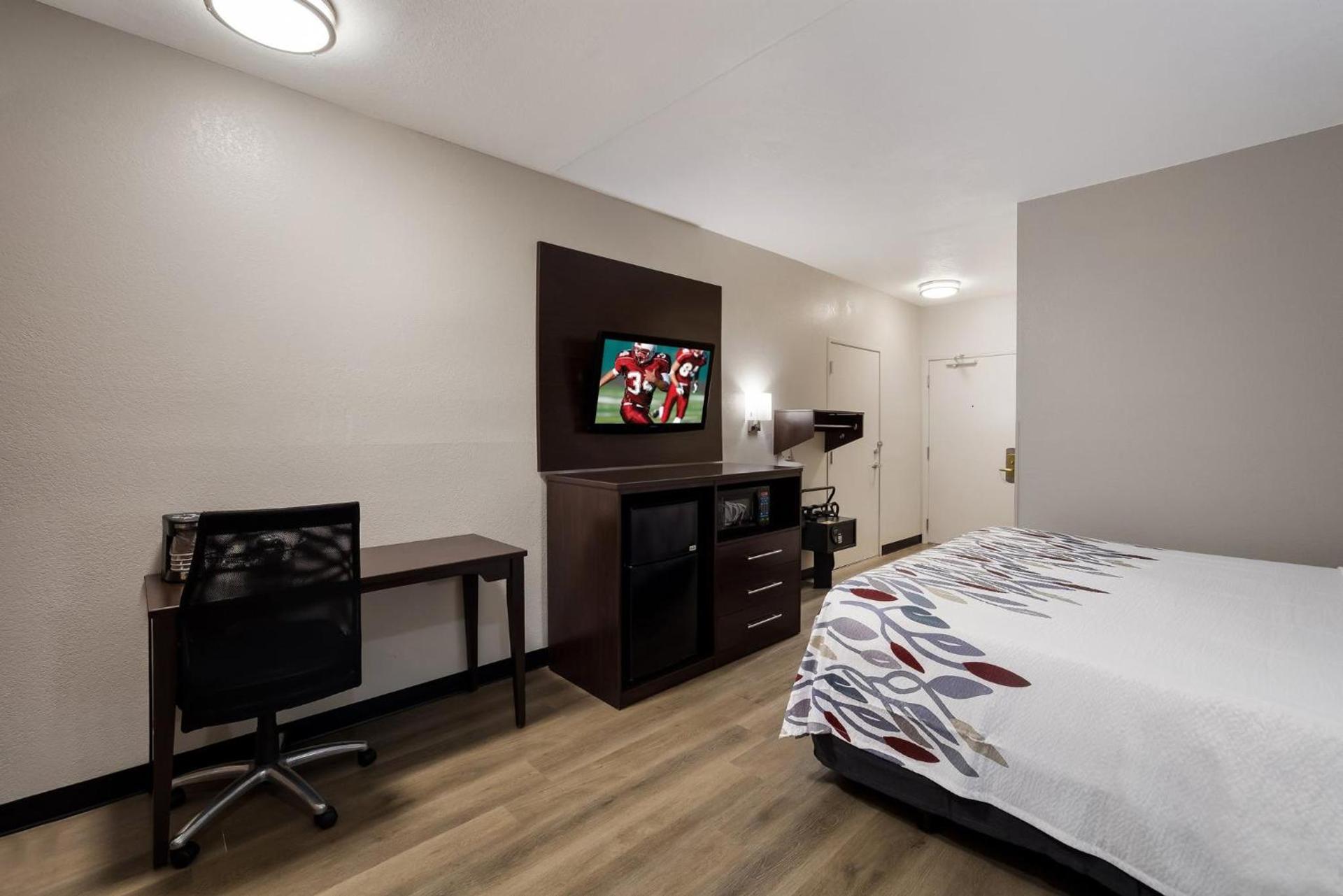 Red Roof Inn Tucson North - Marana photo 15