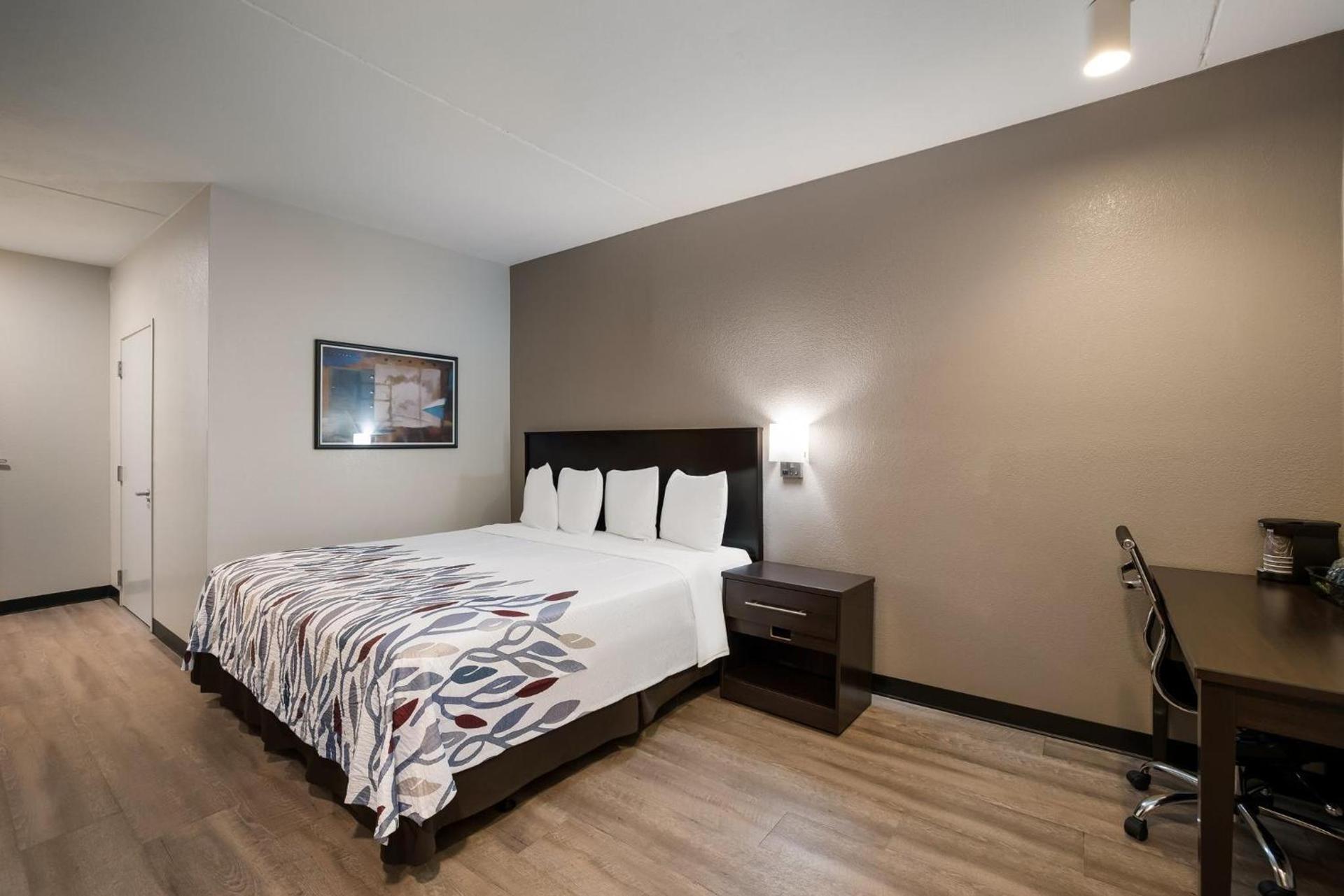 Red Roof Inn Tucson North - Marana photo 13
