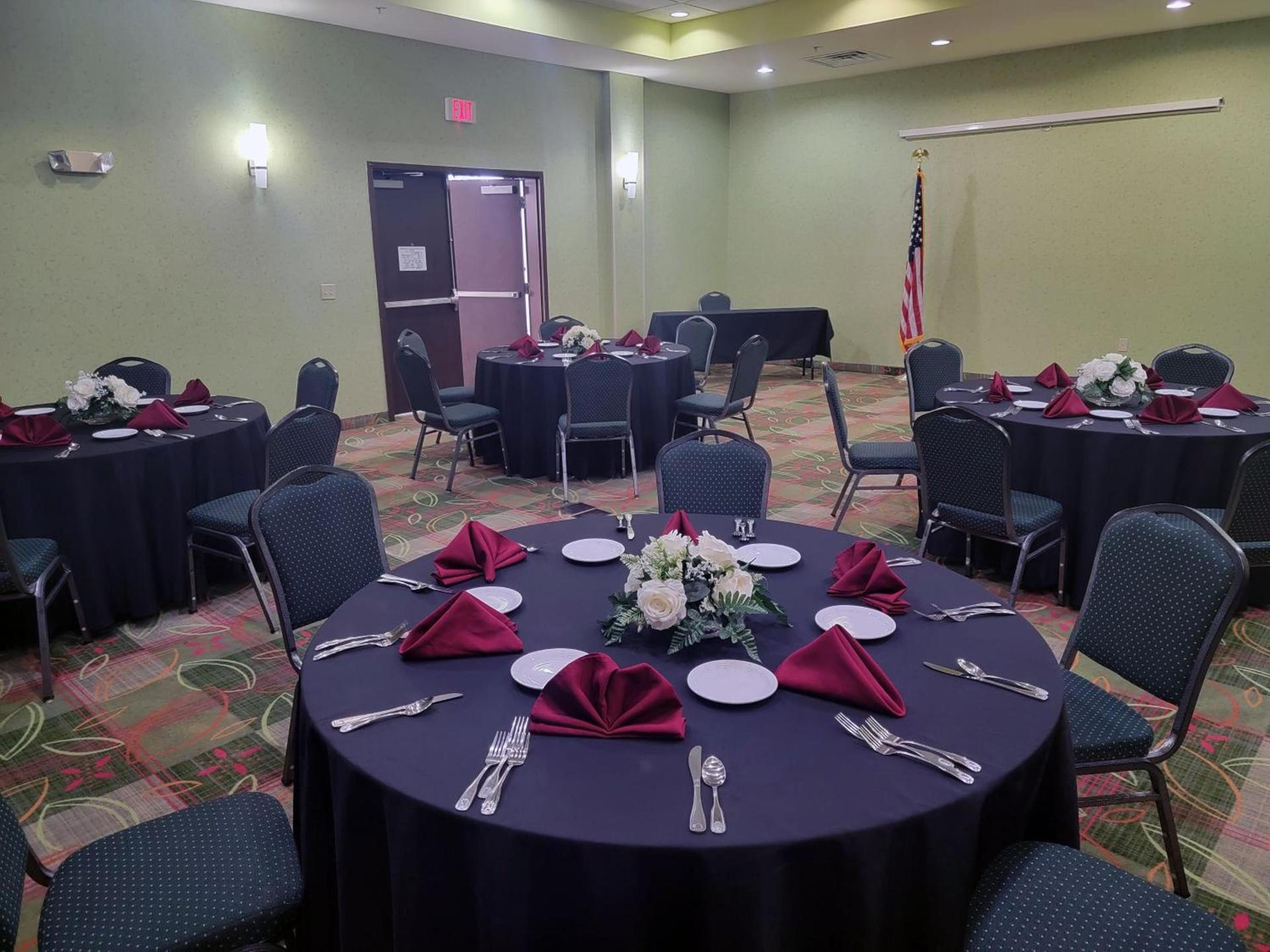 Holiday Inn Garland by IHG photo 34