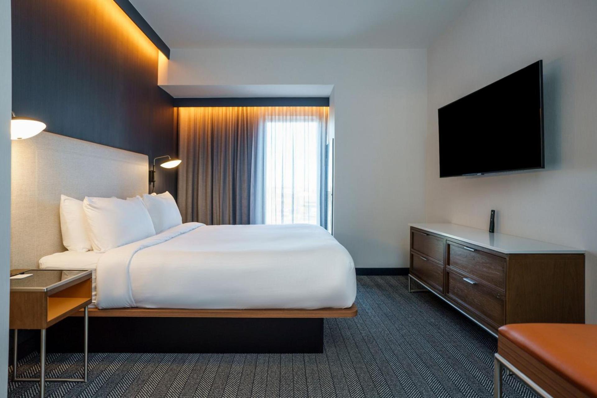Courtyard by Marriott Indianapolis Fishers photo 27