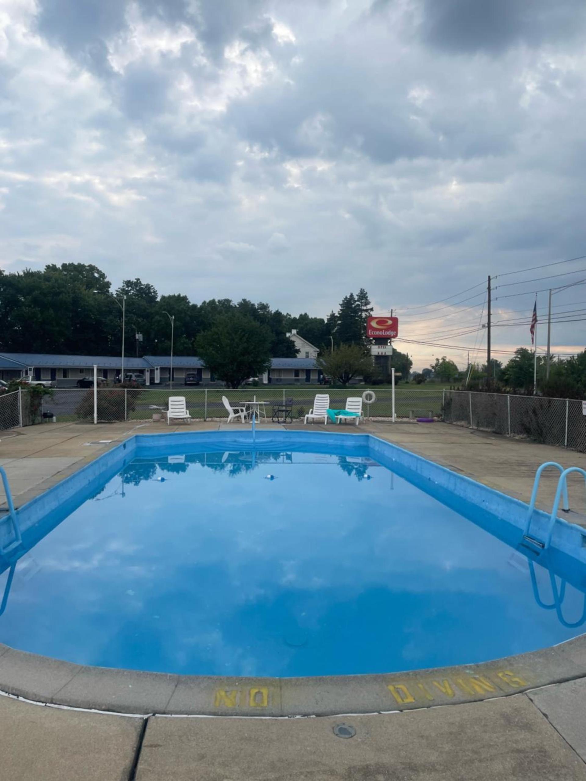 Econo Lodge Mechanicsburg - Harrisburg West photo 24