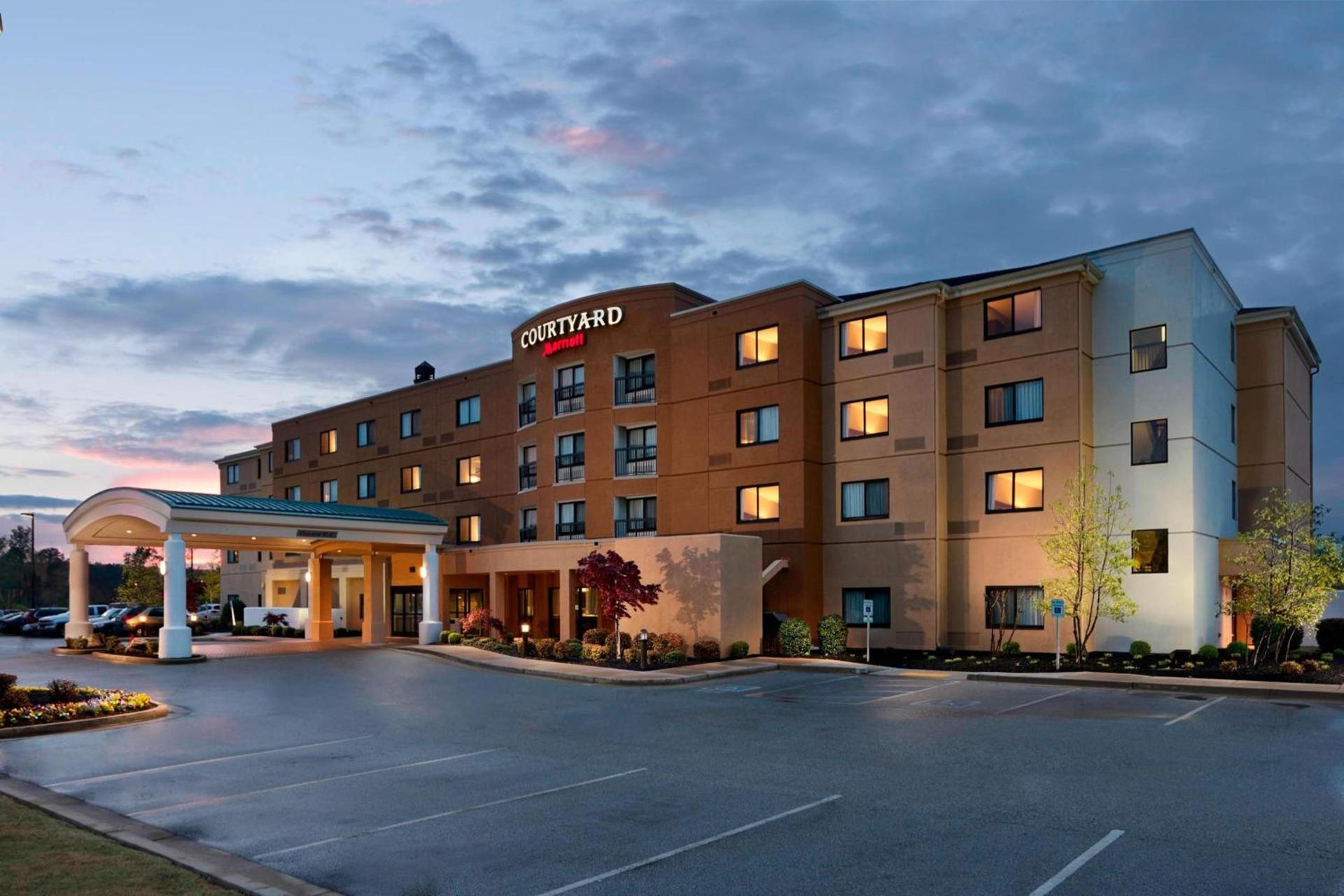 Courtyard by Marriott Jackson photo 1