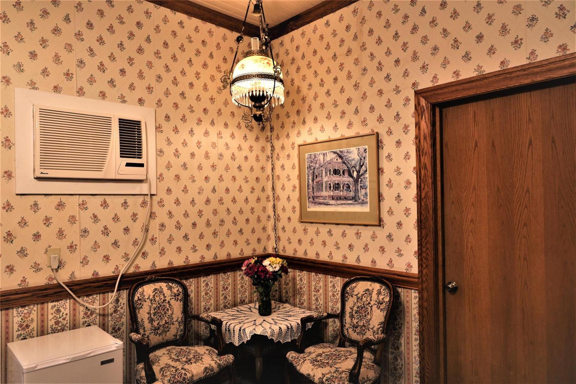Mariposa Hotel Inn photo 16