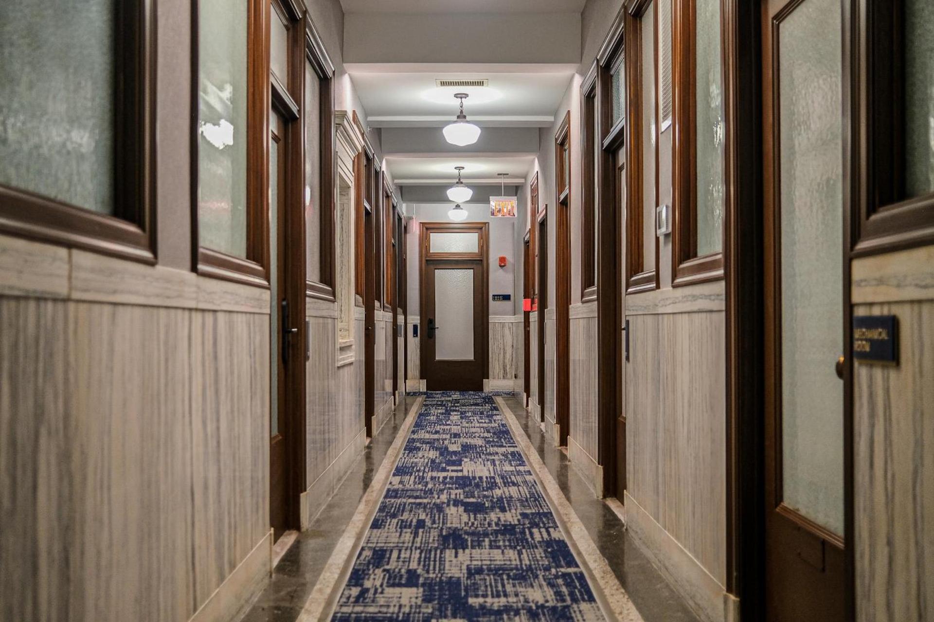 BLU-Tique, Akron, a Tribute Portfolio Hotel photo 5