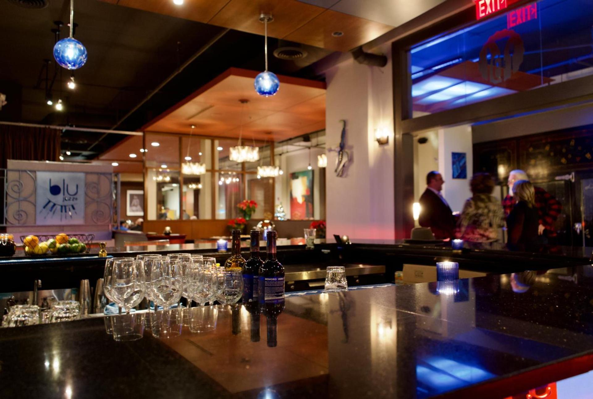 BLU-Tique, Akron, a Tribute Portfolio Hotel photo 7
