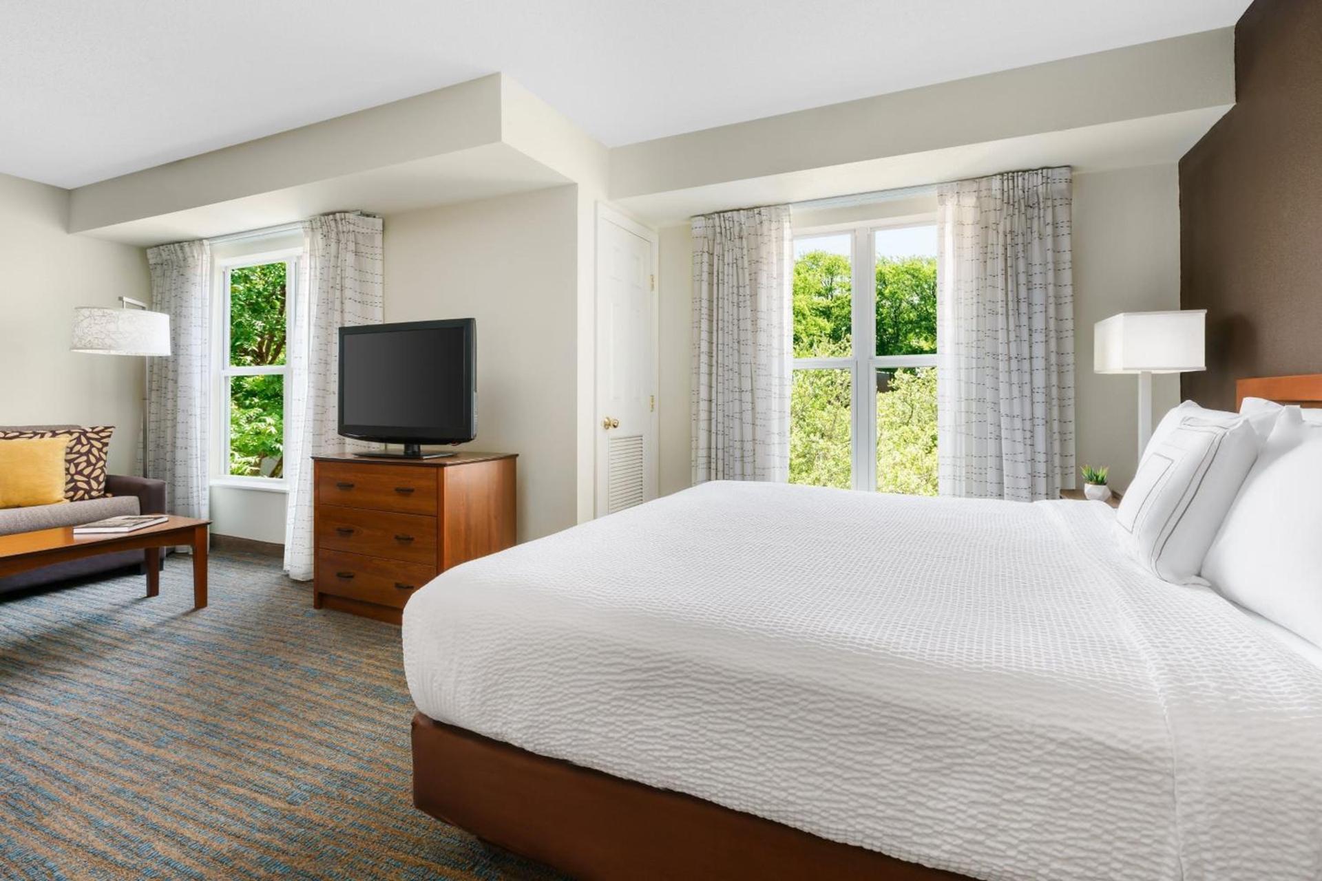 Residence Inn by Marriott Philadelphia Montgomeryville photo 17