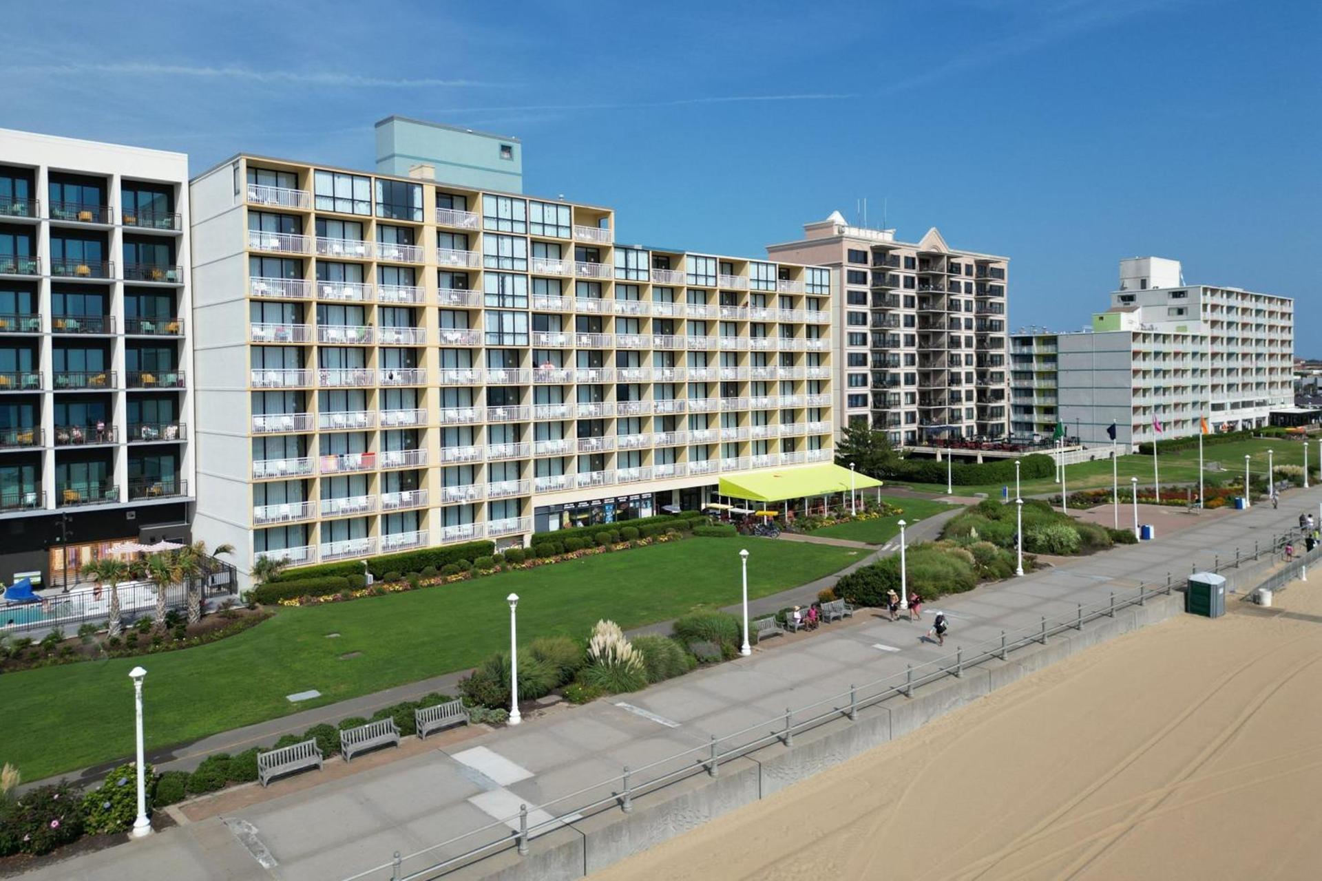 Four Points by Sheraton Virginia Beach Oceanfront photo 3