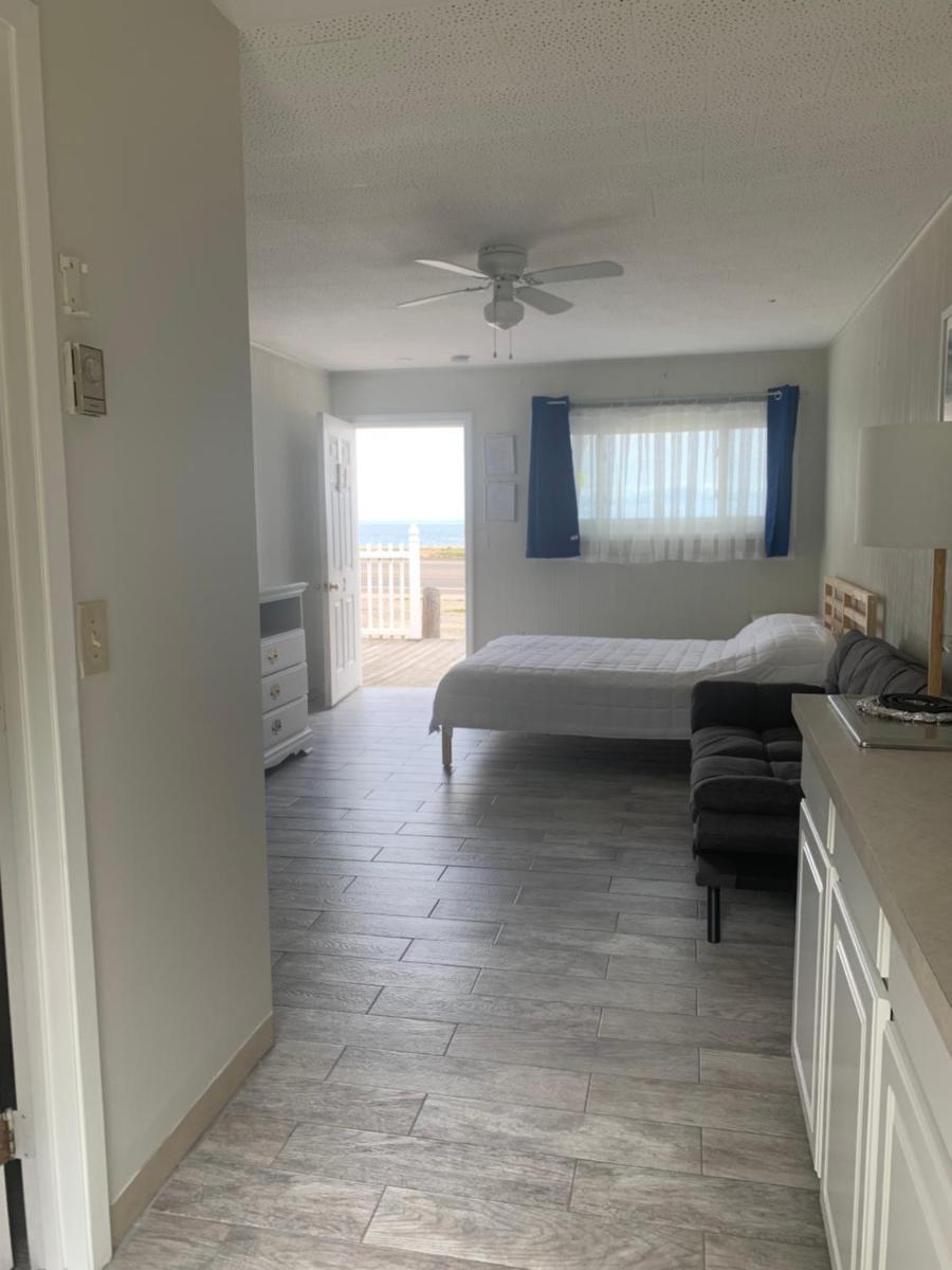 Southold Beach Motel photo 3