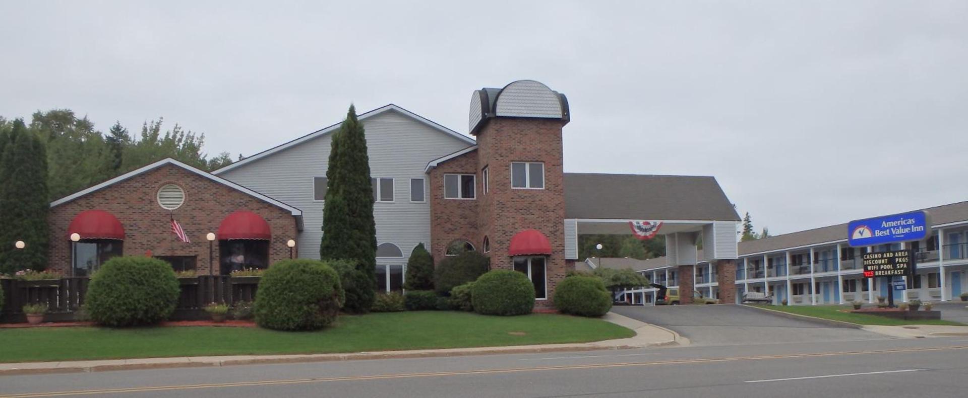 Americas Best Value Inn Saint Ignace photo 1