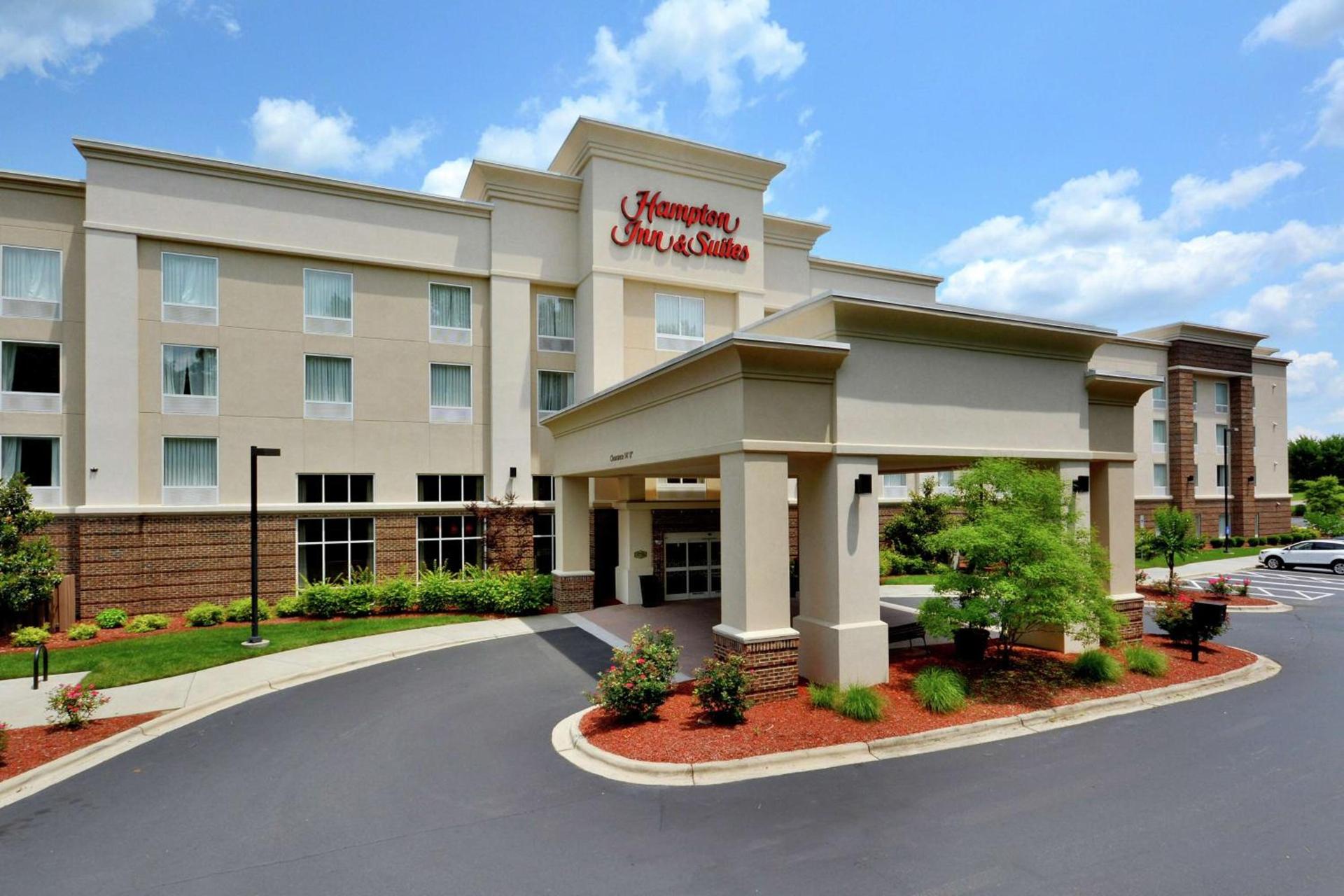 Hampton Inn & Suites Huntersville — hotel in Huntersville