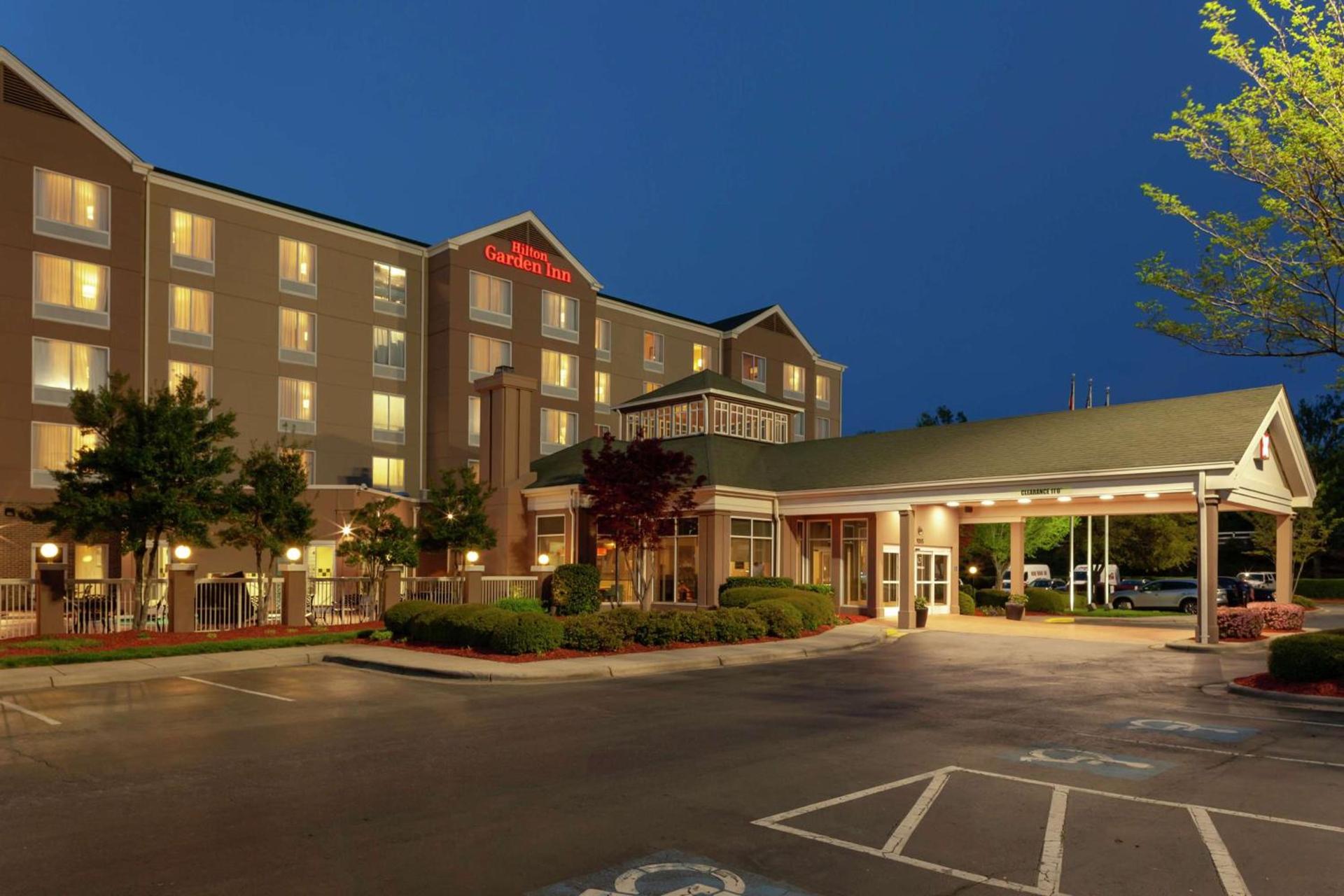 Hilton Garden Inn Charlotte North photo 2