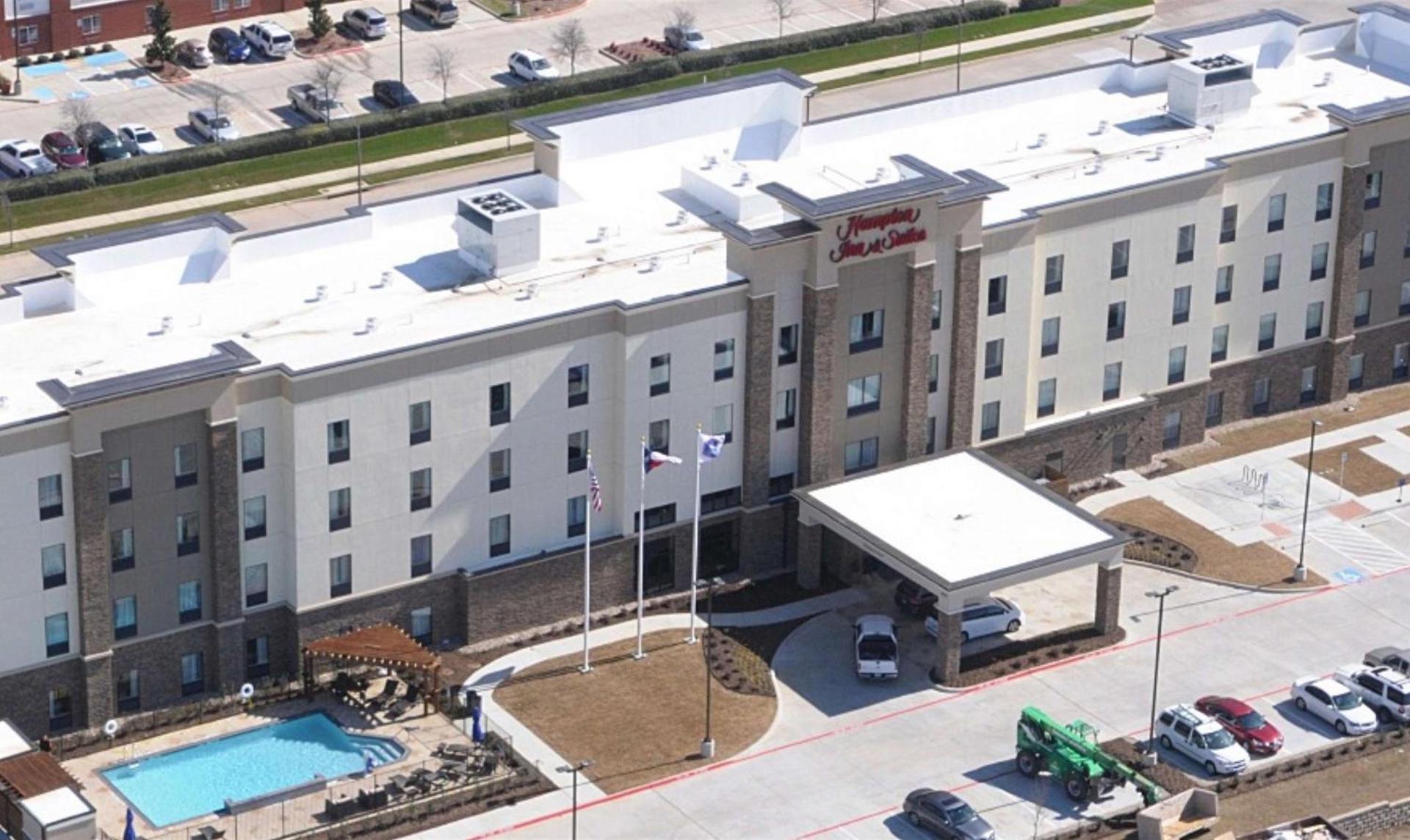 Hampton Inn & Suites Dallas/Ft. Worth Airport South — hotel in Euless