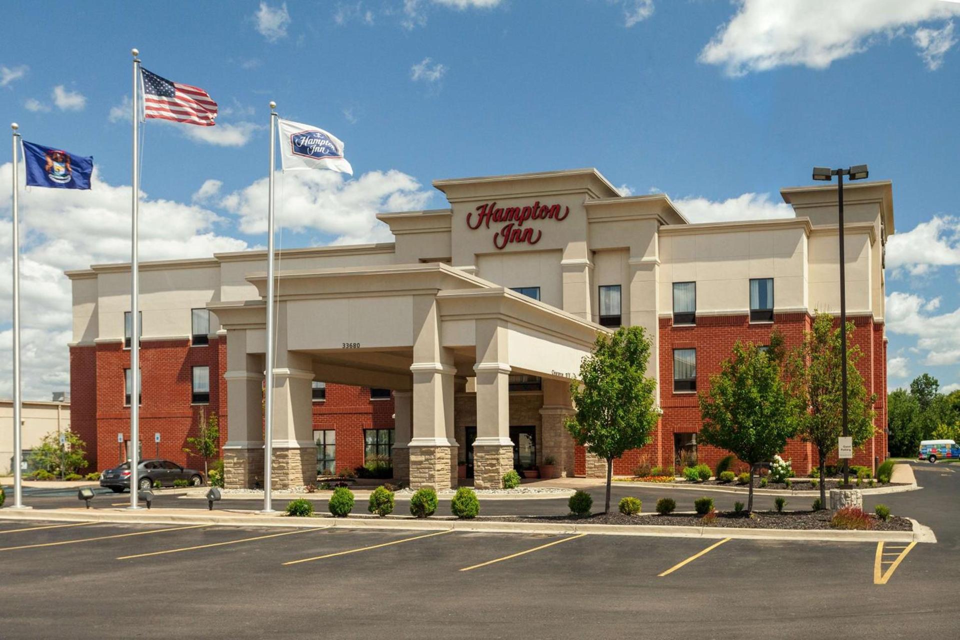 Hampton Inn Detroit Roseville photo 1