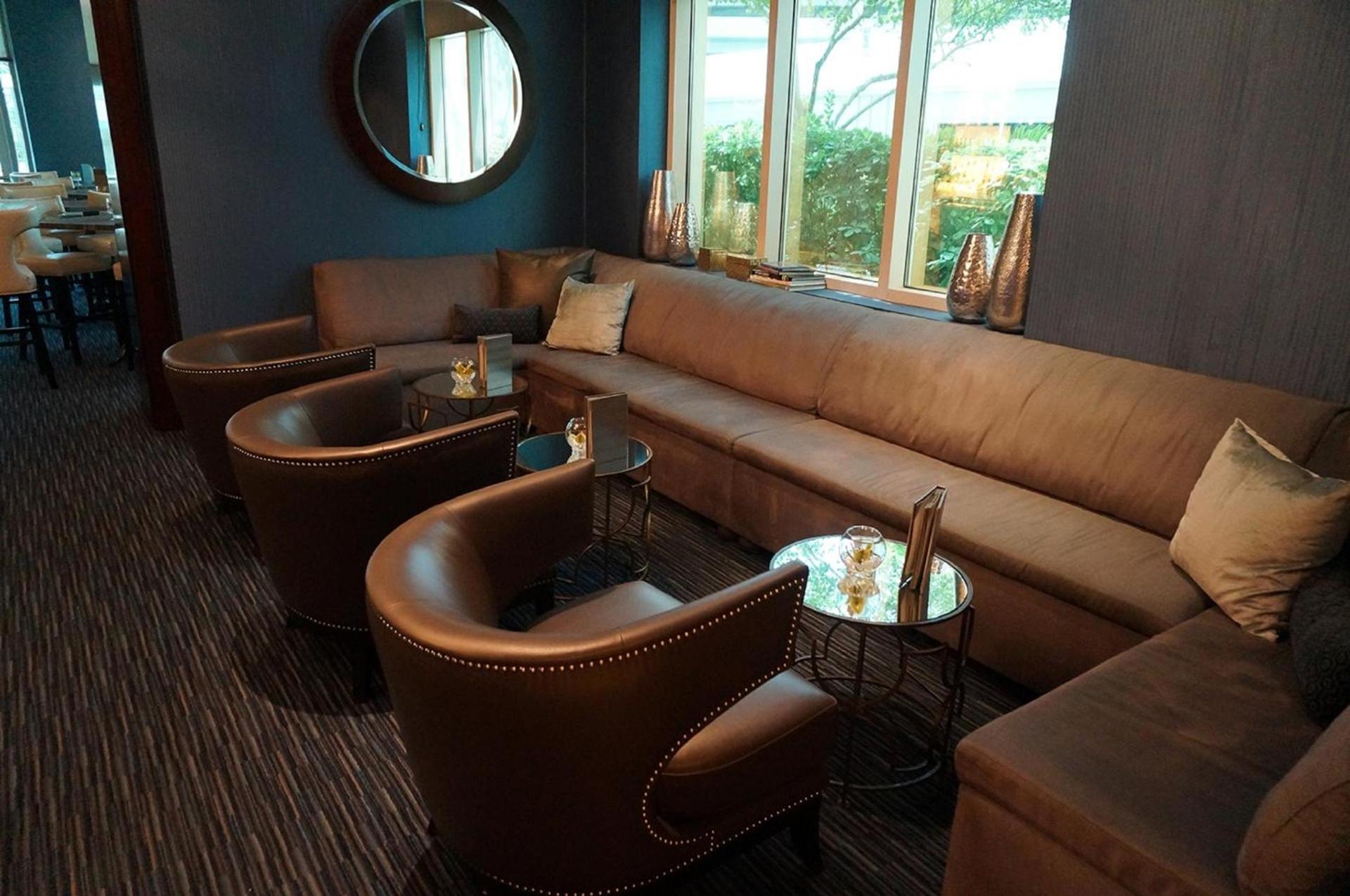 Luxury Suites International at The Signature photo 44