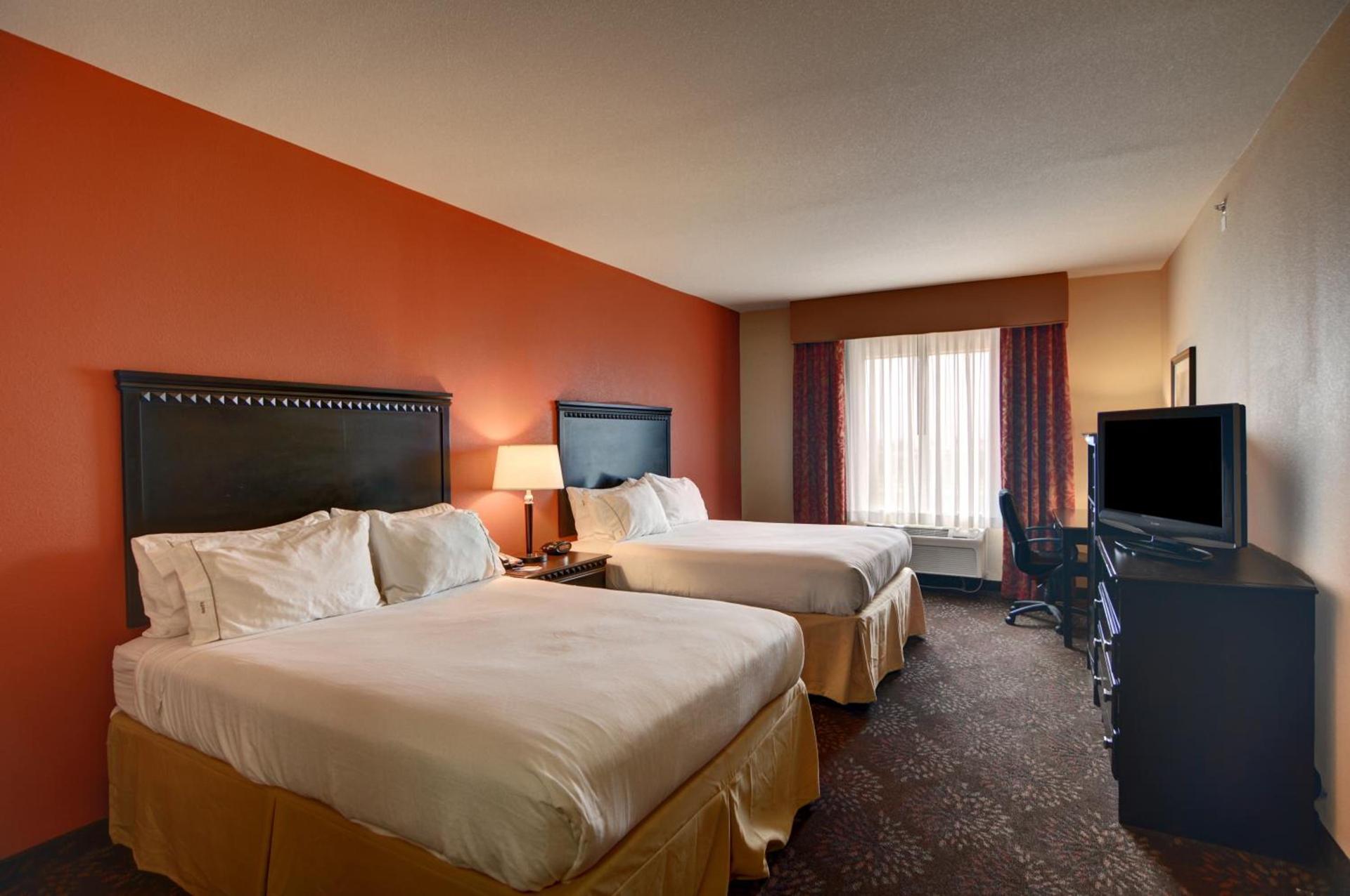 Holiday Inn Express Hotel and Suites Altus by IHG photo 6