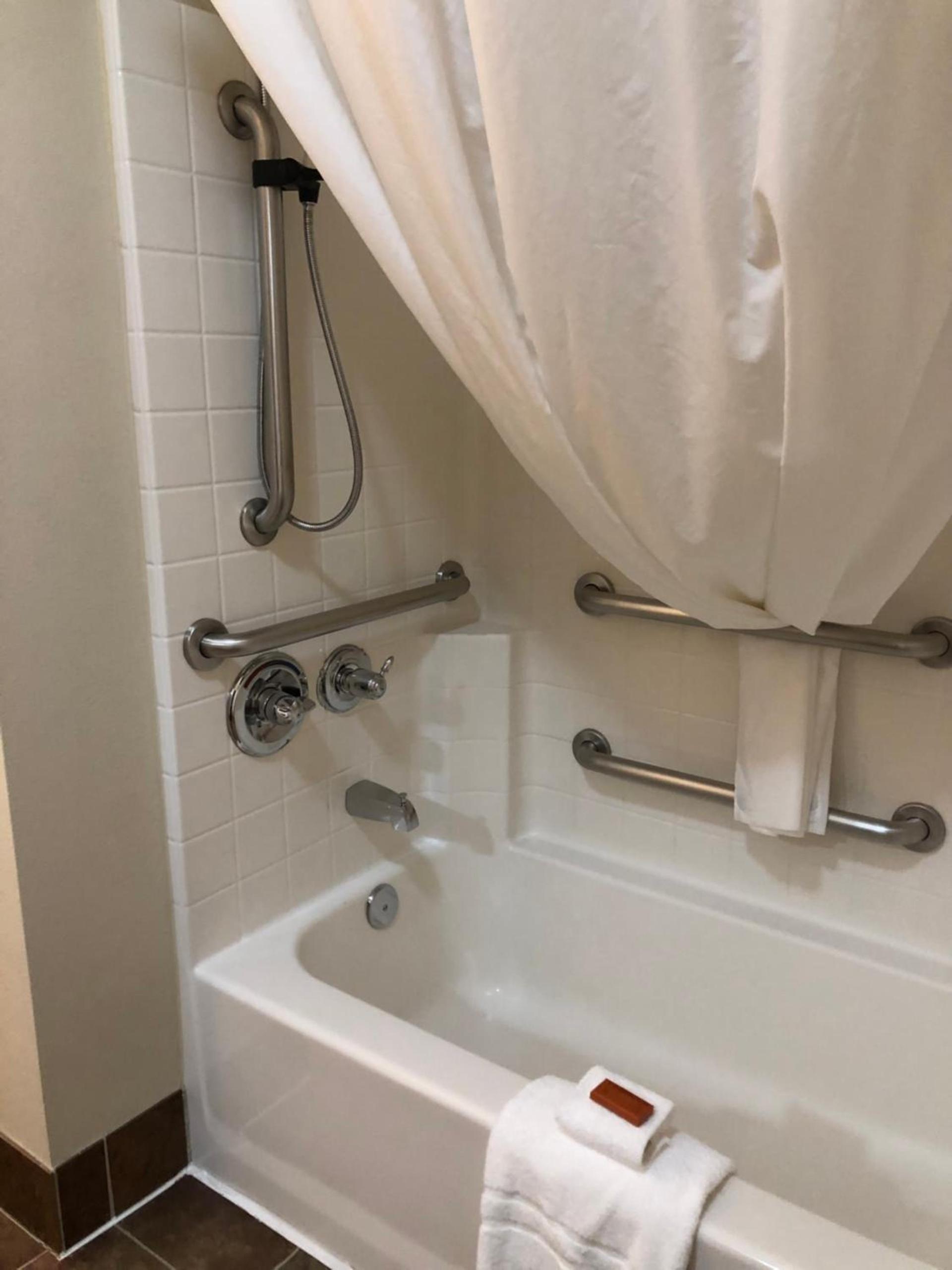 Aspen Suites Hotel Anchorage photo 15